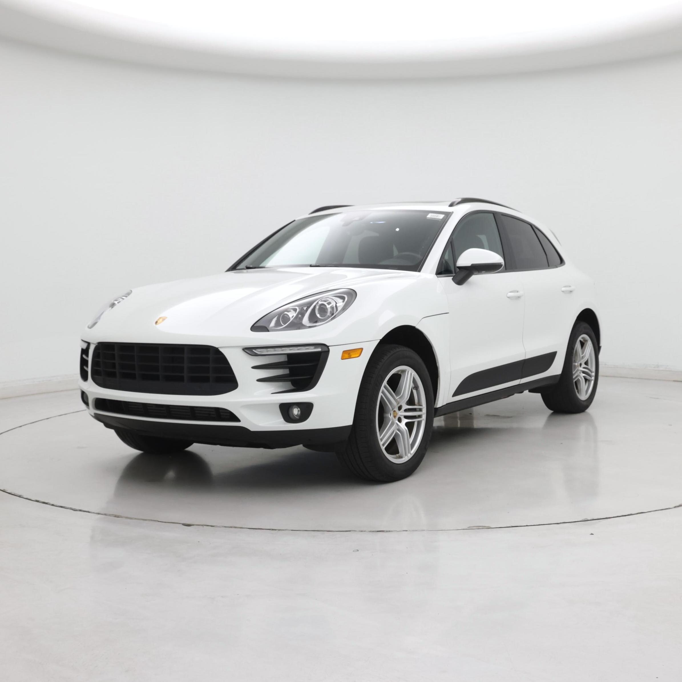 Thumbnail: 2018 Porsche Macan - 4