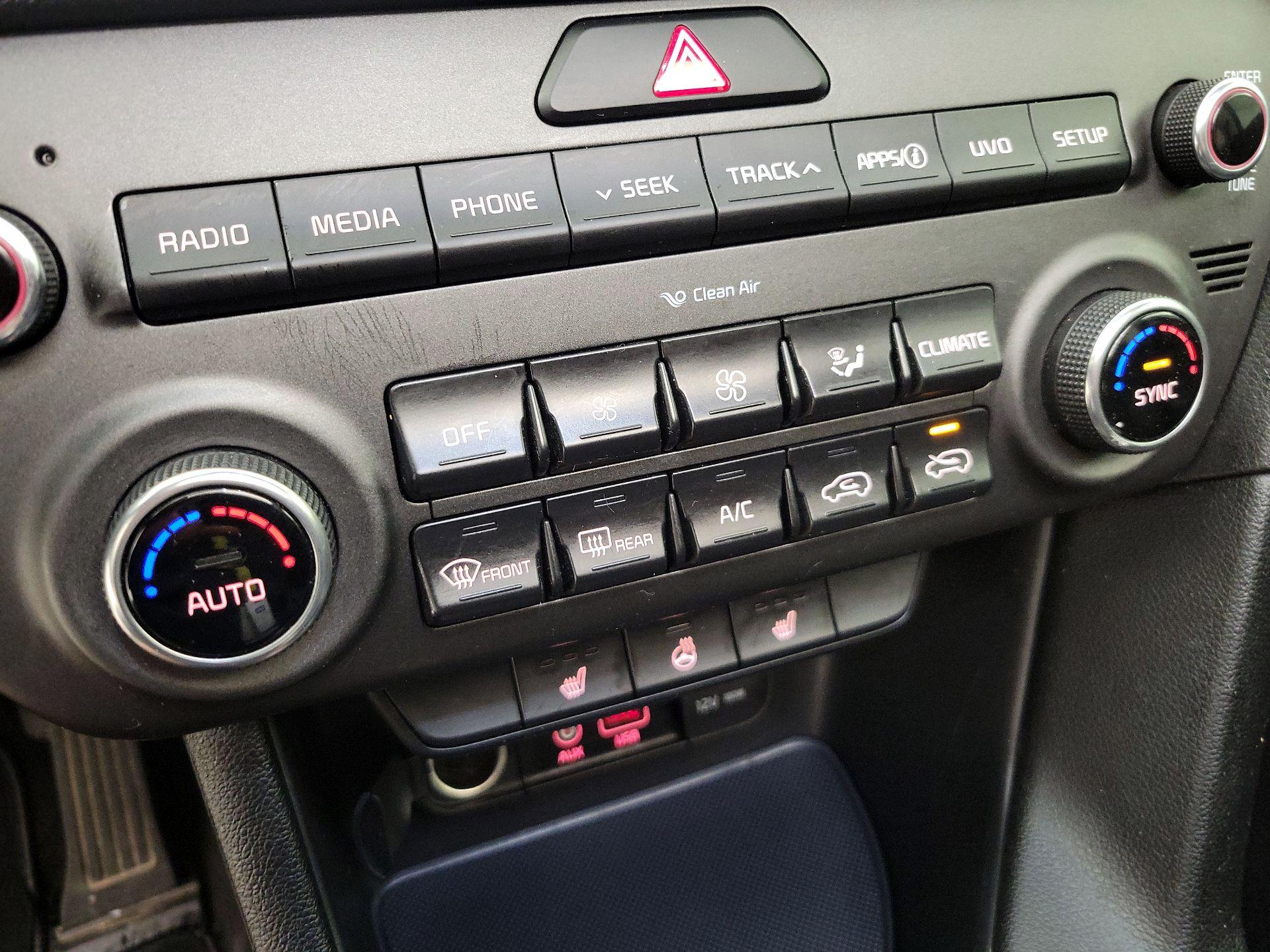 Thumbnail: 2017 Kia Sportage - 16