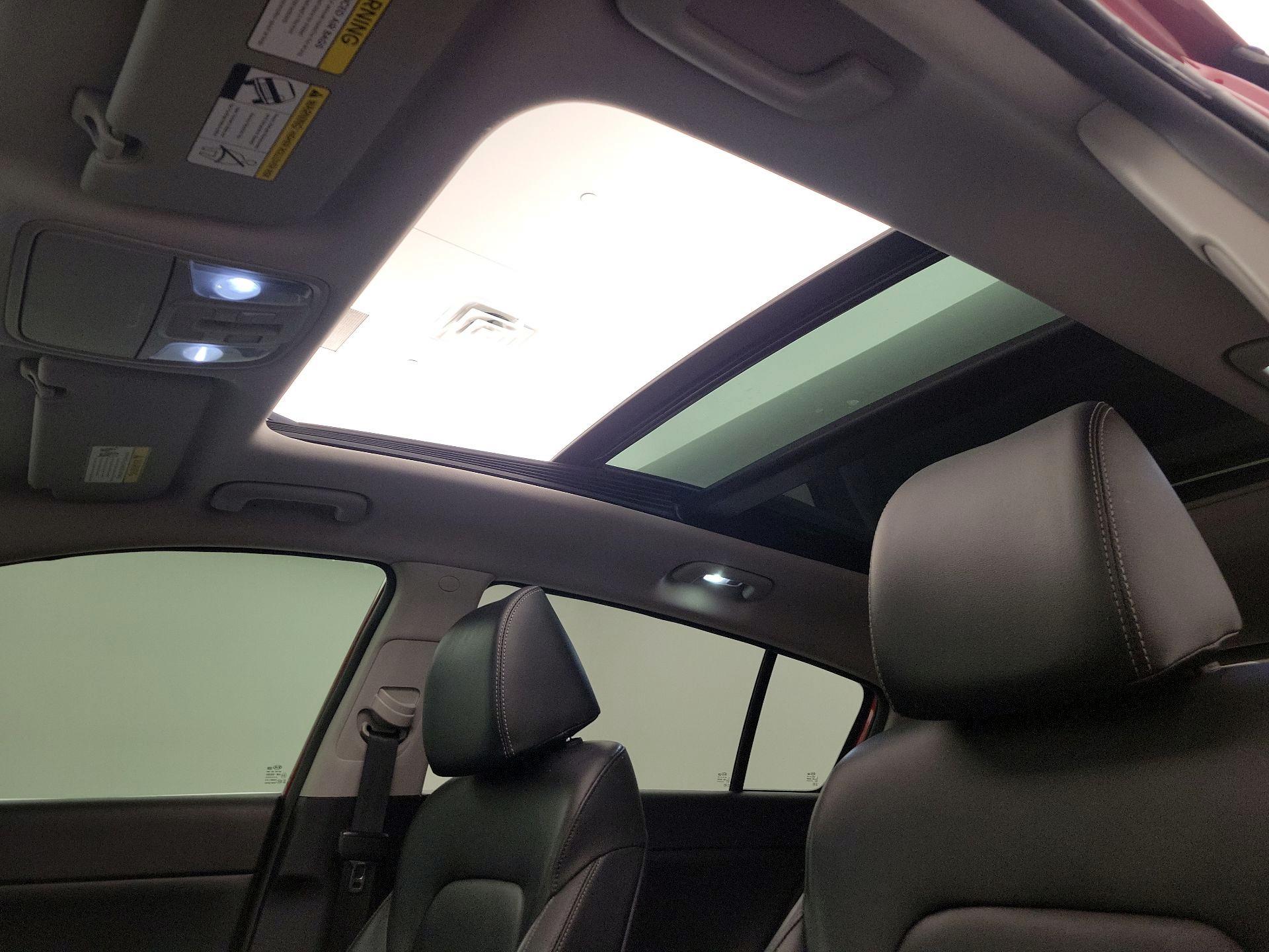 Thumbnail: 2017 Kia Sportage - 19