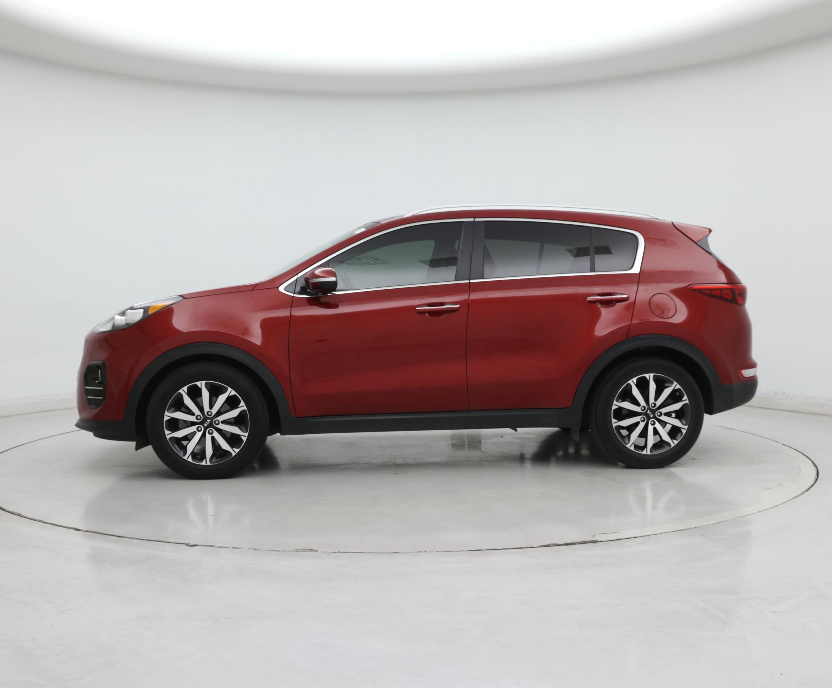 Thumbnail: 2017 Kia Sportage - 3