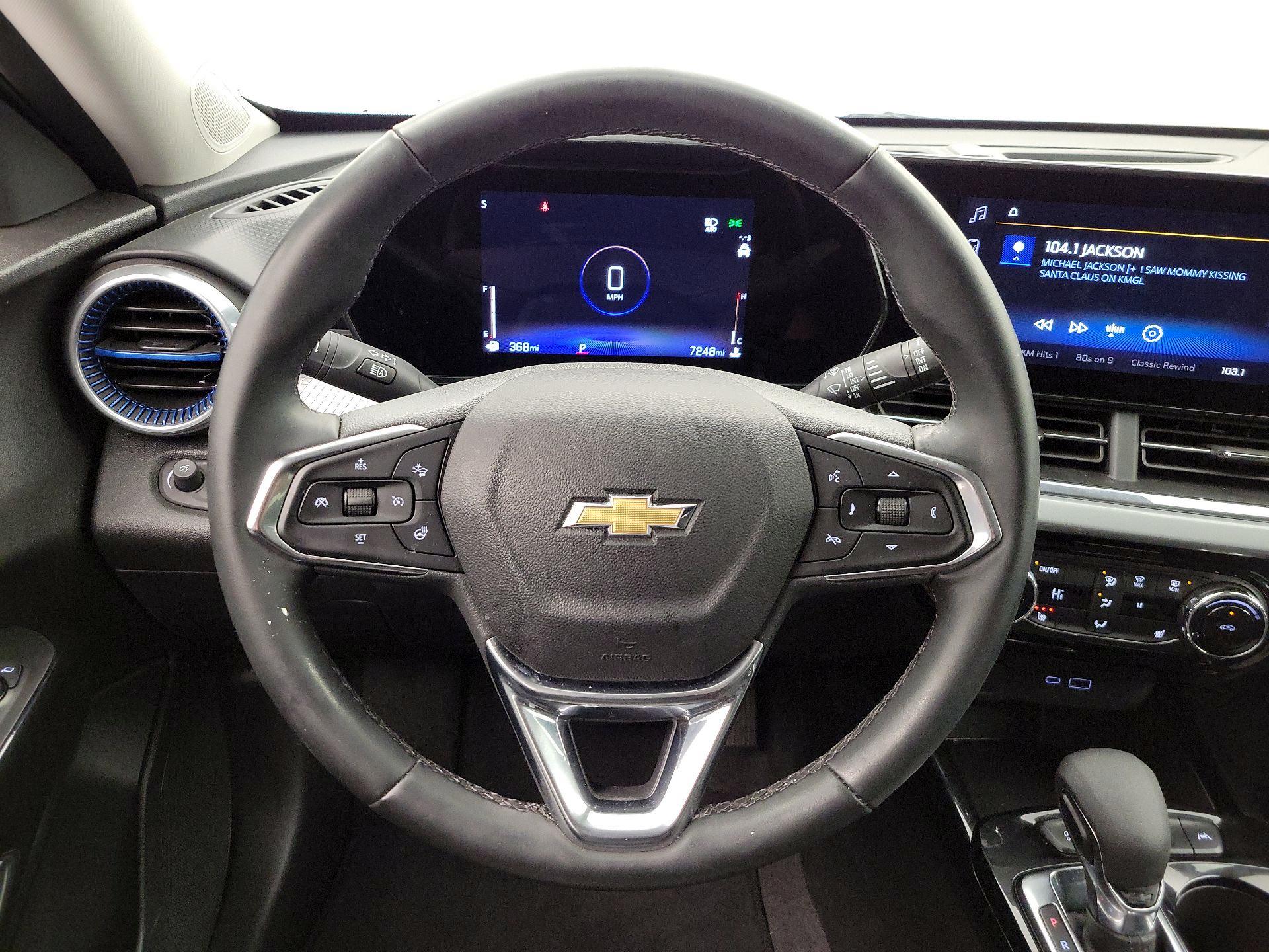 Thumbnail: 2025 Chevrolet Trax - 10