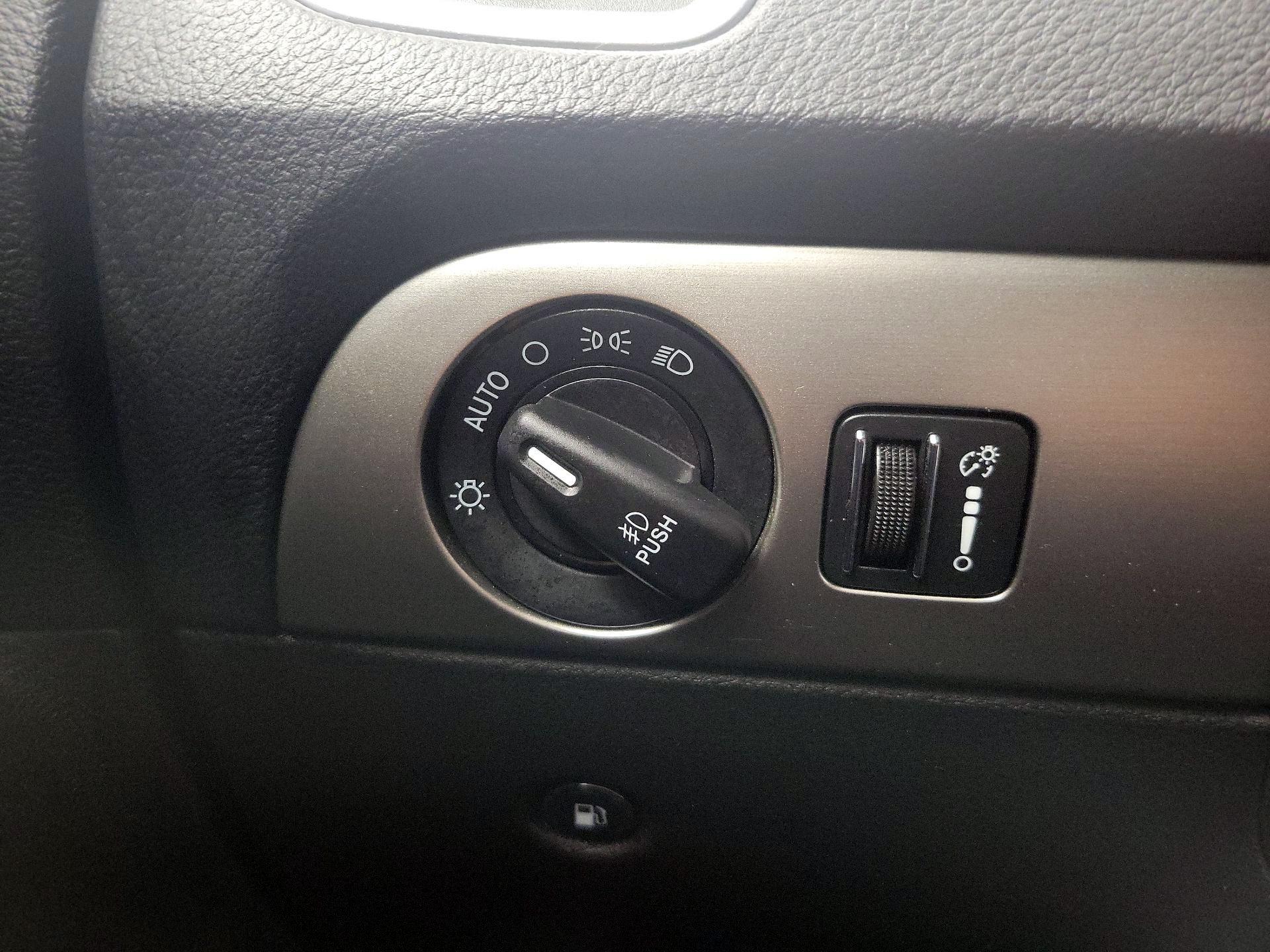 Thumbnail: 2020 Dodge Durango - 13