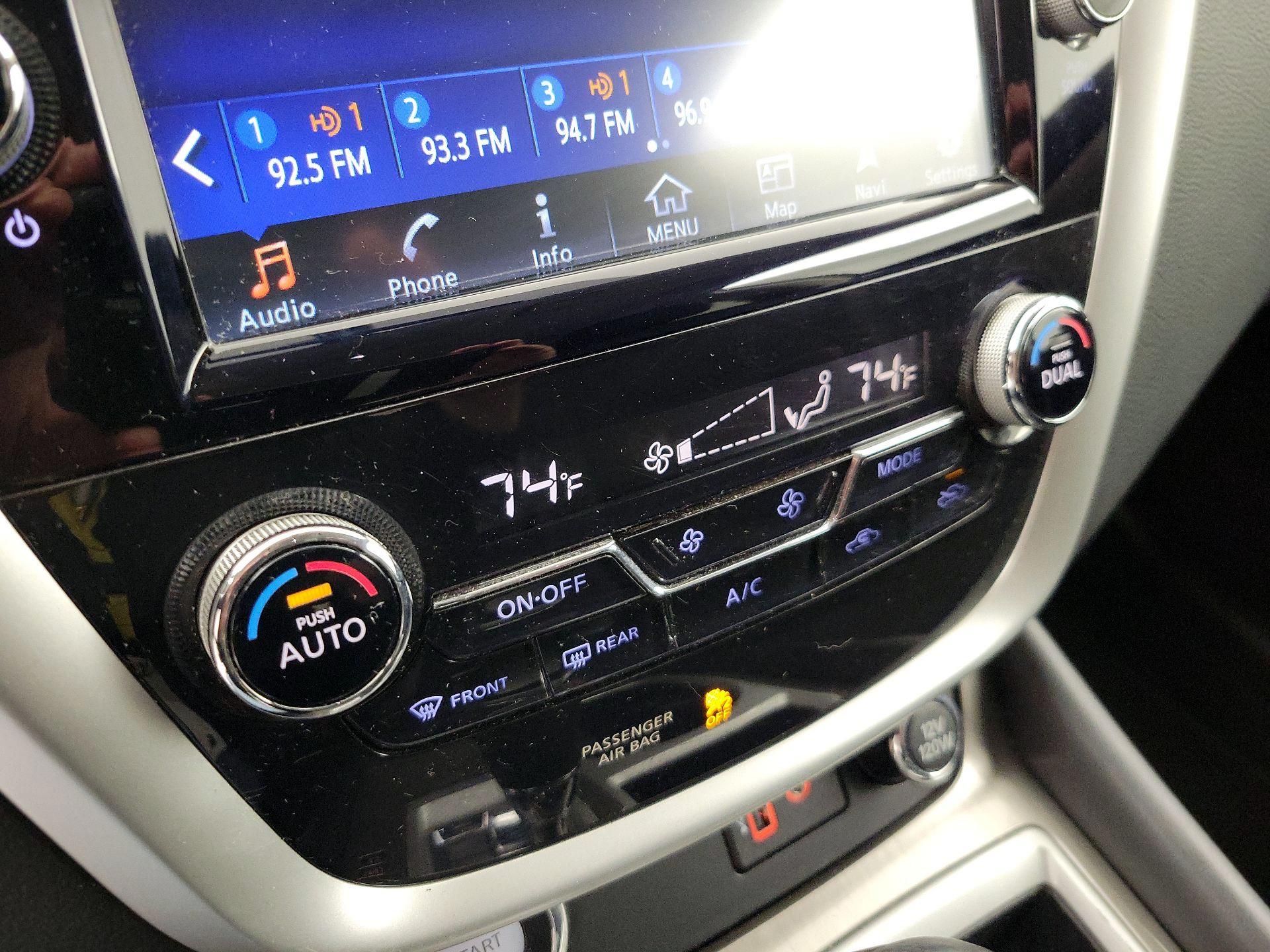 Thumbnail: 2018 Nissan Murano - 17