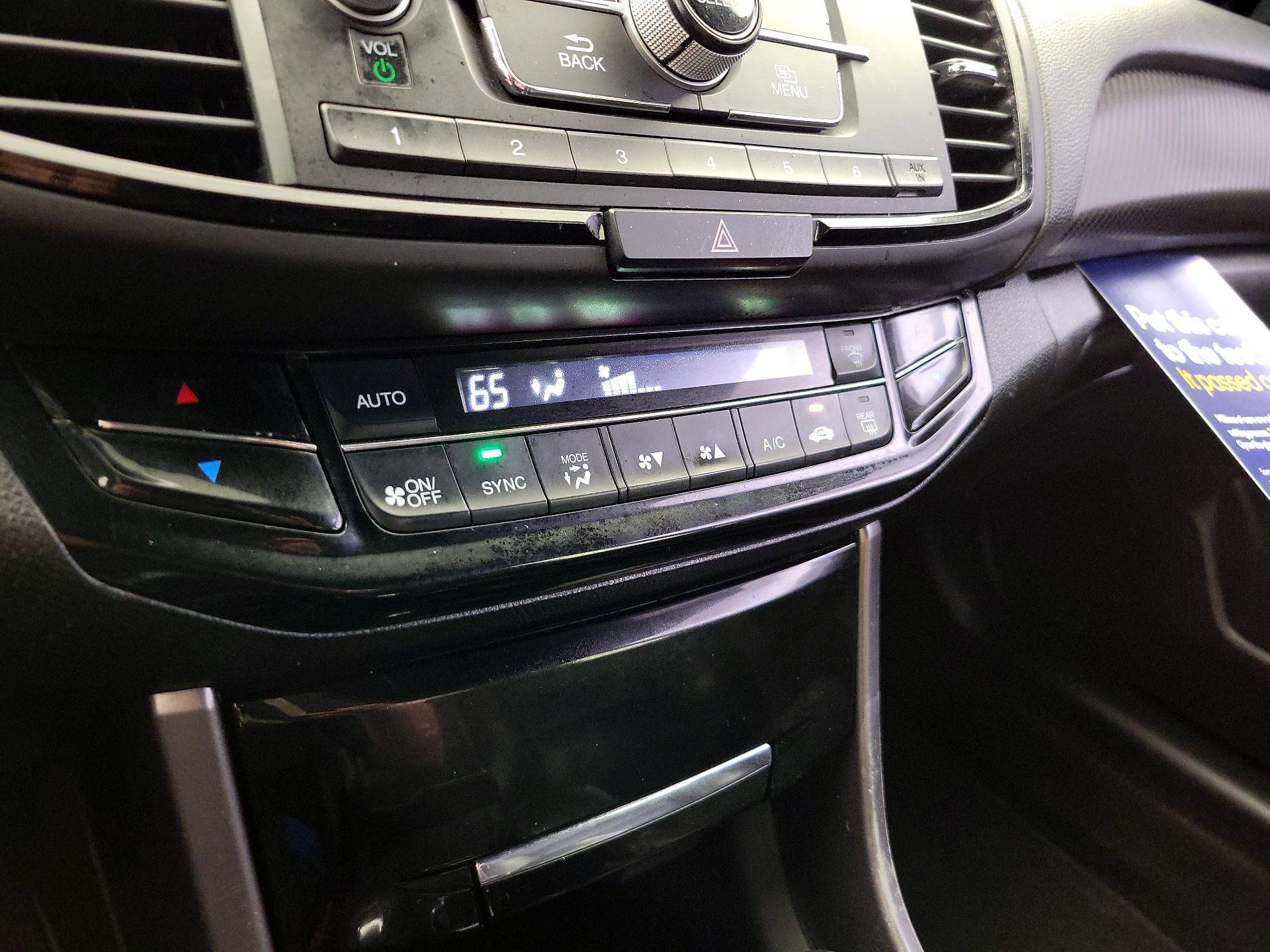 Thumbnail: 2017 Honda Accord - 16