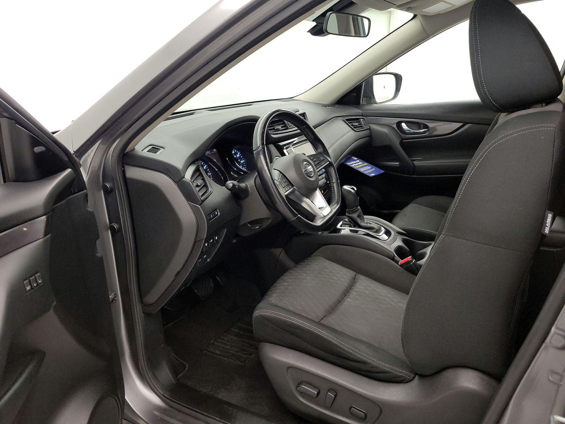 Thumbnail: 2020 Nissan Rogue - 11