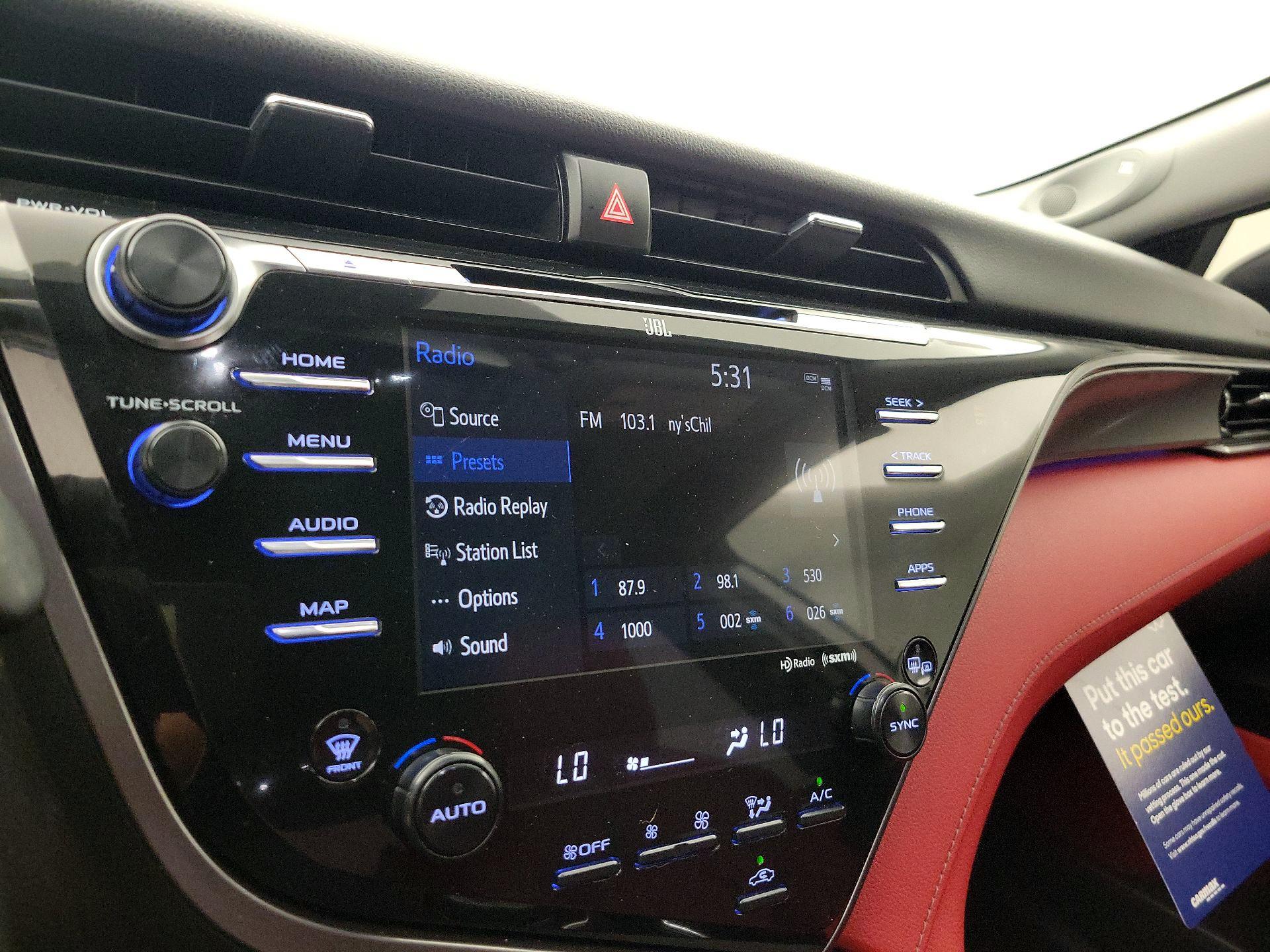 Thumbnail: 2020 Toyota Camry - 16