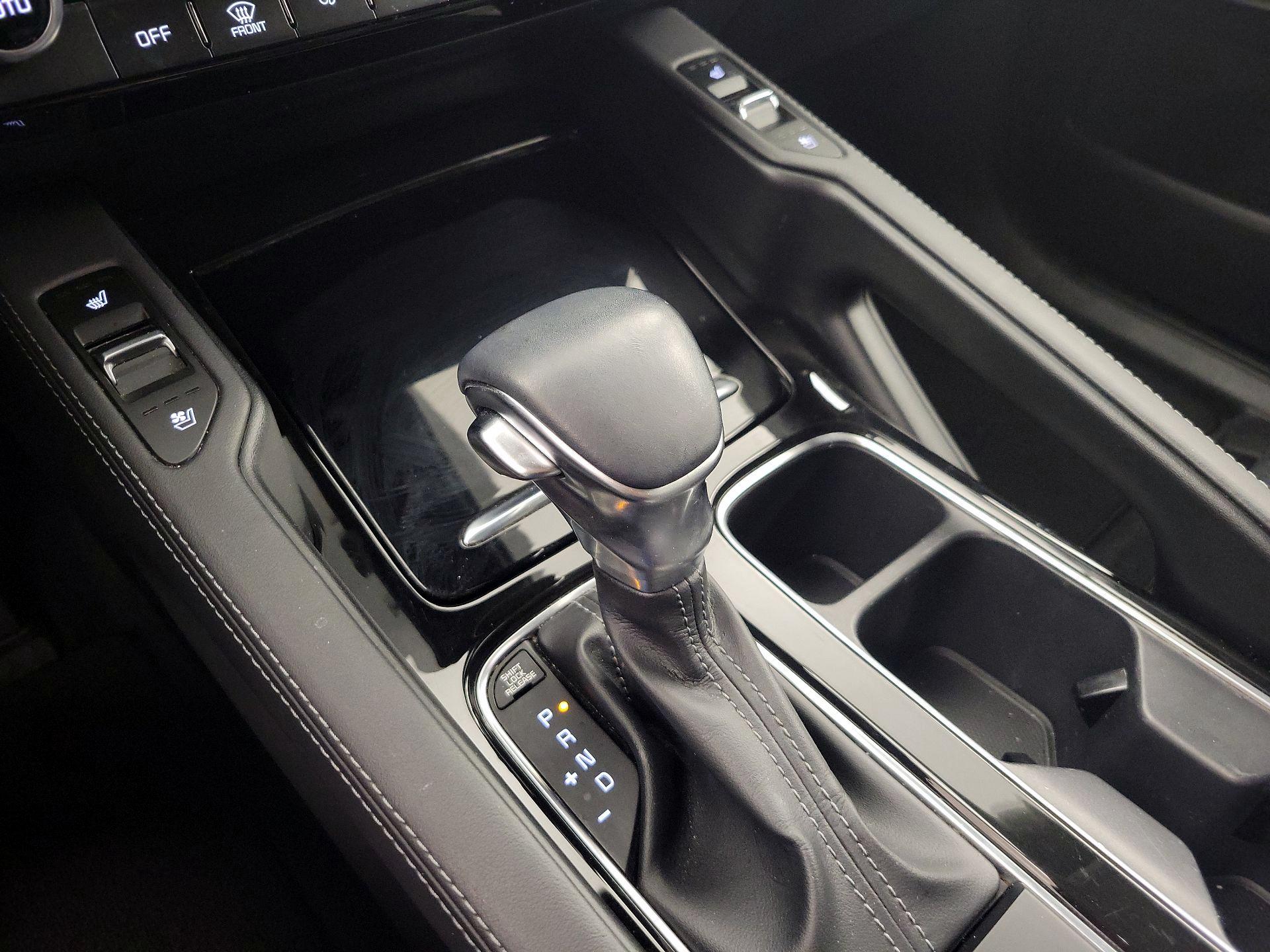 Thumbnail: 2021 Kia Telluride - 18