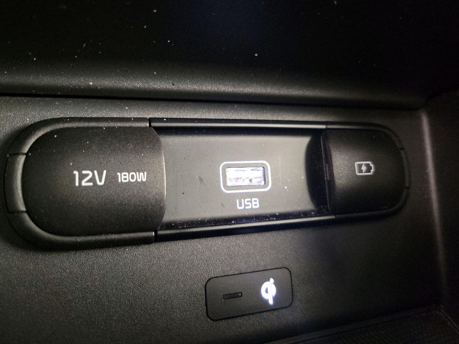 Thumbnail: 2021 Kia Telluride - 19