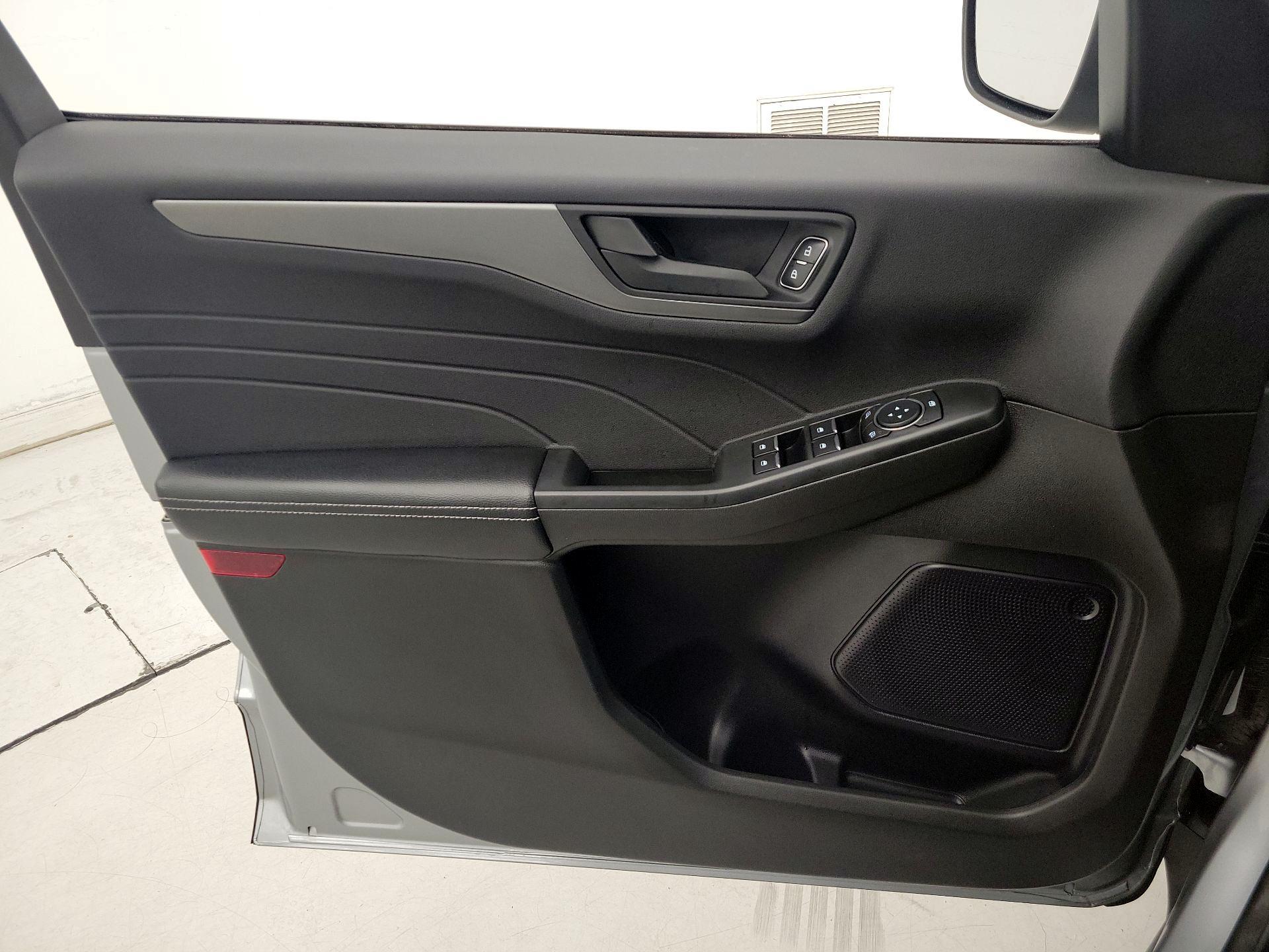 Thumbnail: 2023 Ford Escape - 12