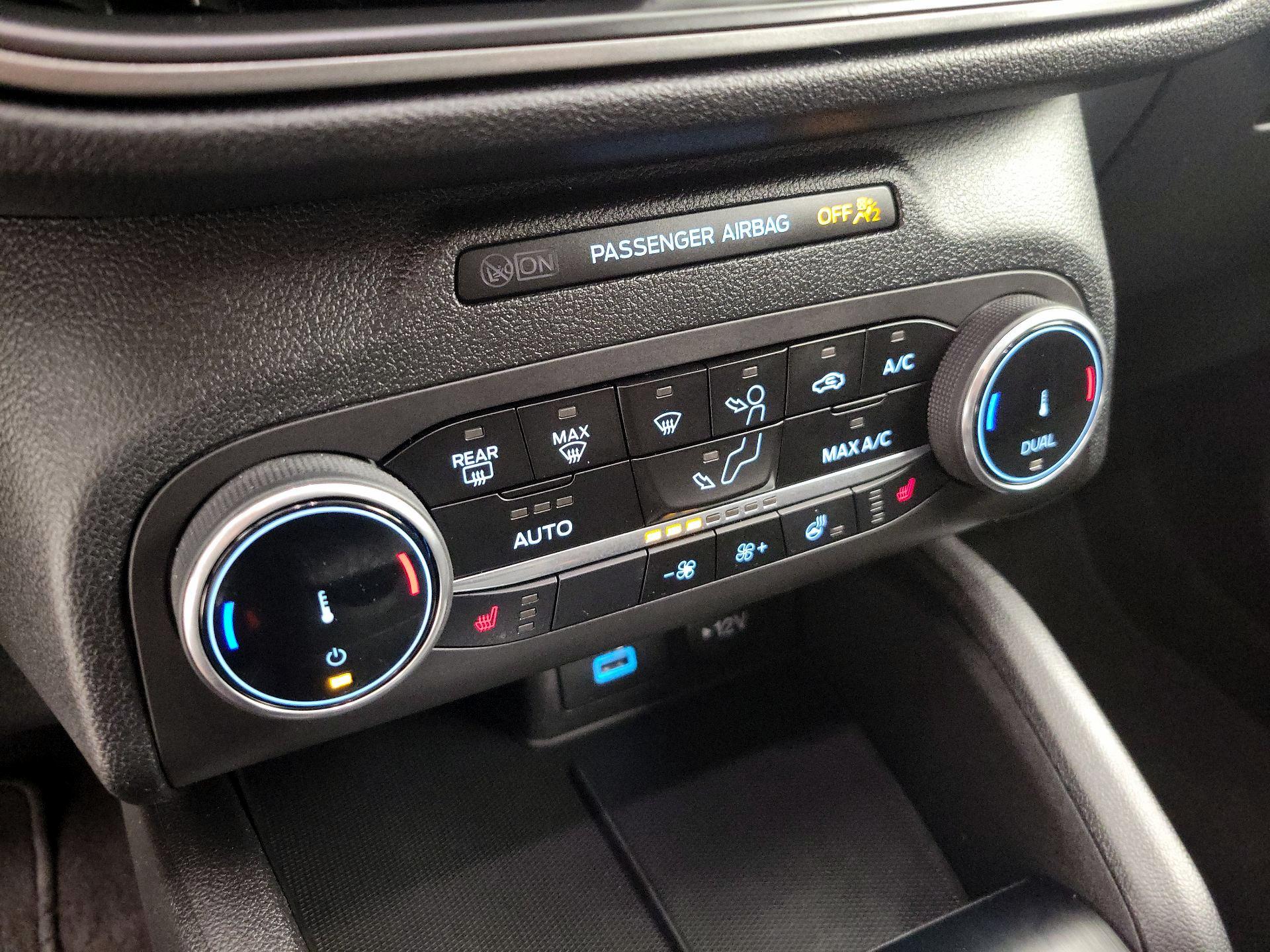 Thumbnail: 2023 Ford Escape - 16