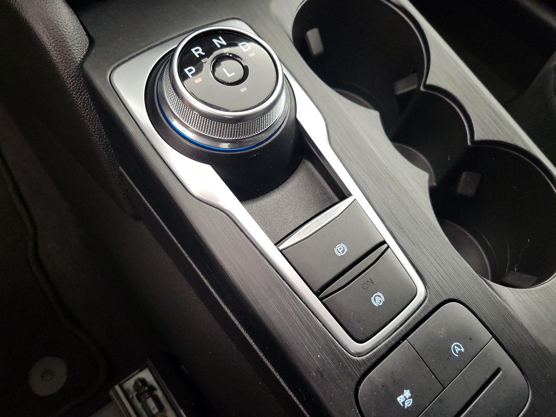 Thumbnail: 2023 Ford Escape - 17