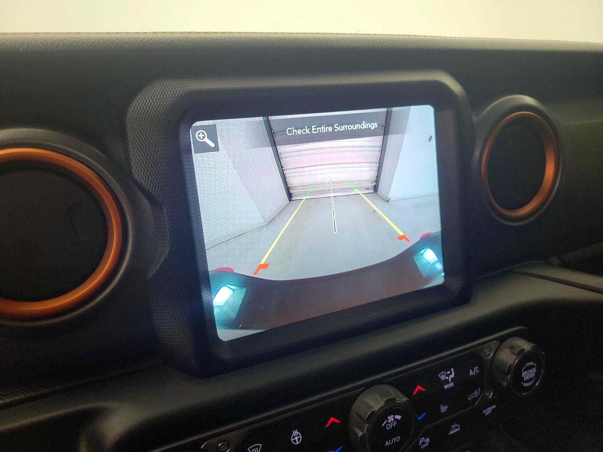 Thumbnail: 2021 Jeep Gladiator - 15