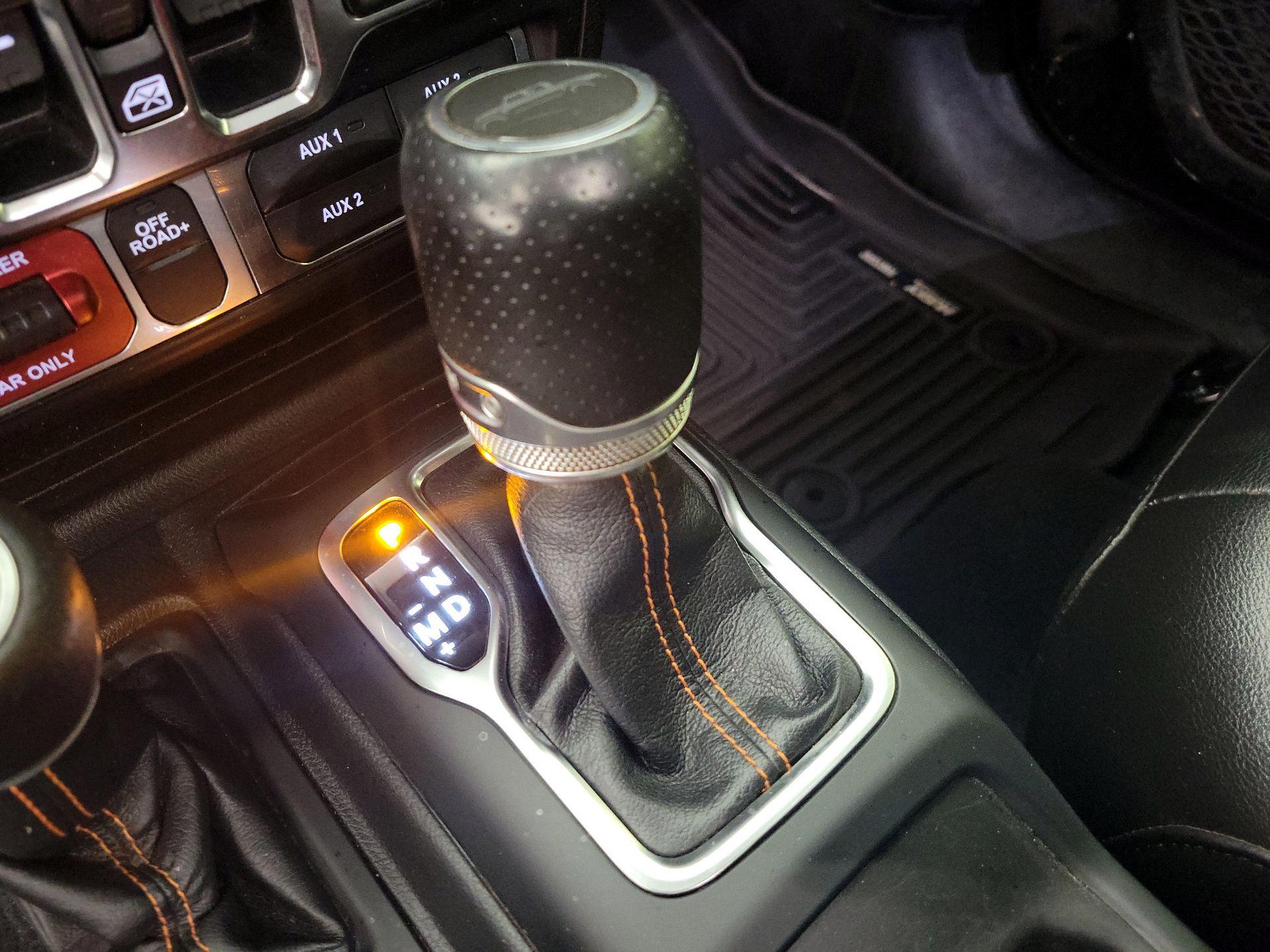 Thumbnail: 2021 Jeep Gladiator - 18