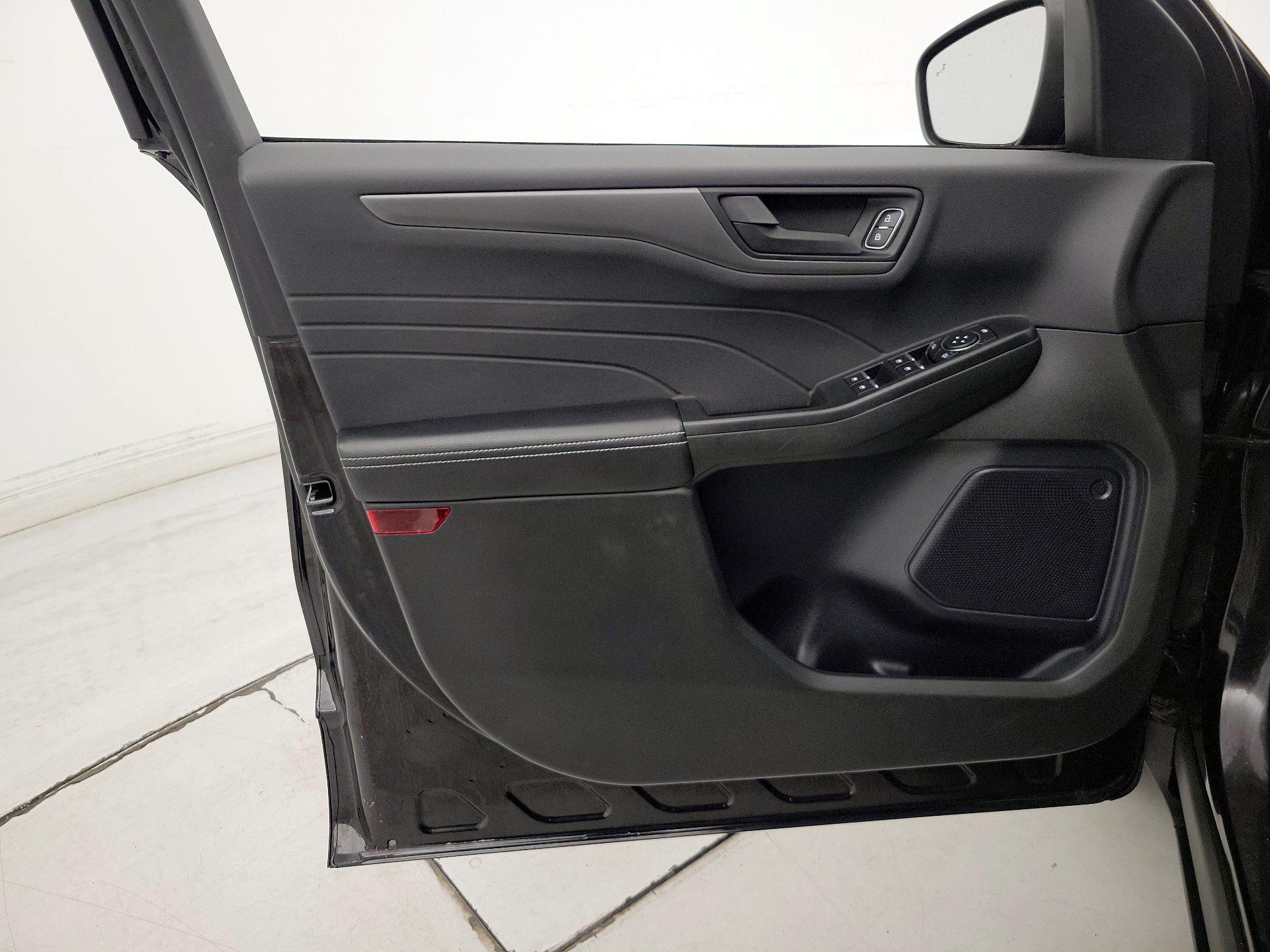 Thumbnail: 2024 Ford Escape - 12