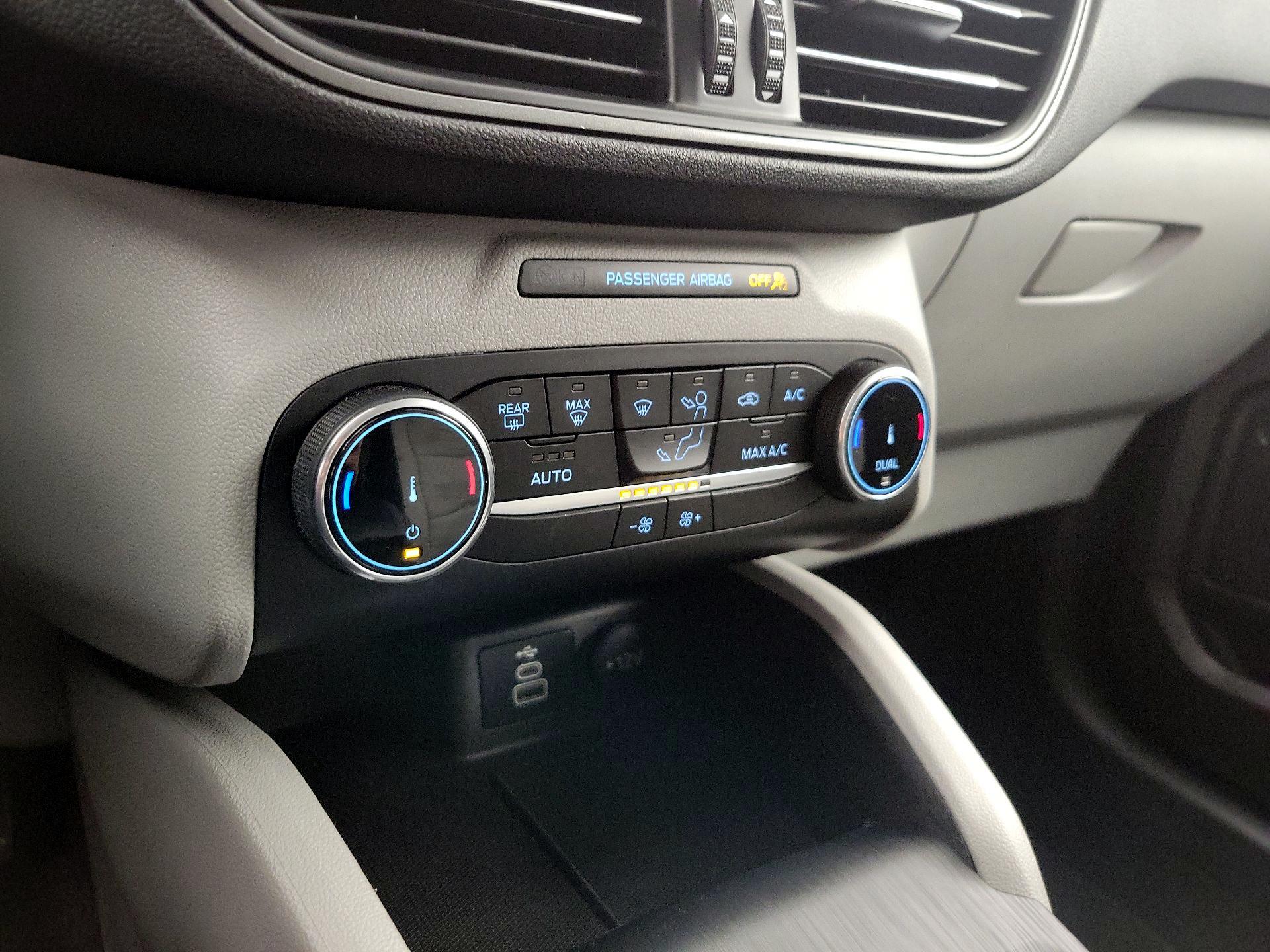 Thumbnail: 2024 Ford Escape - 16