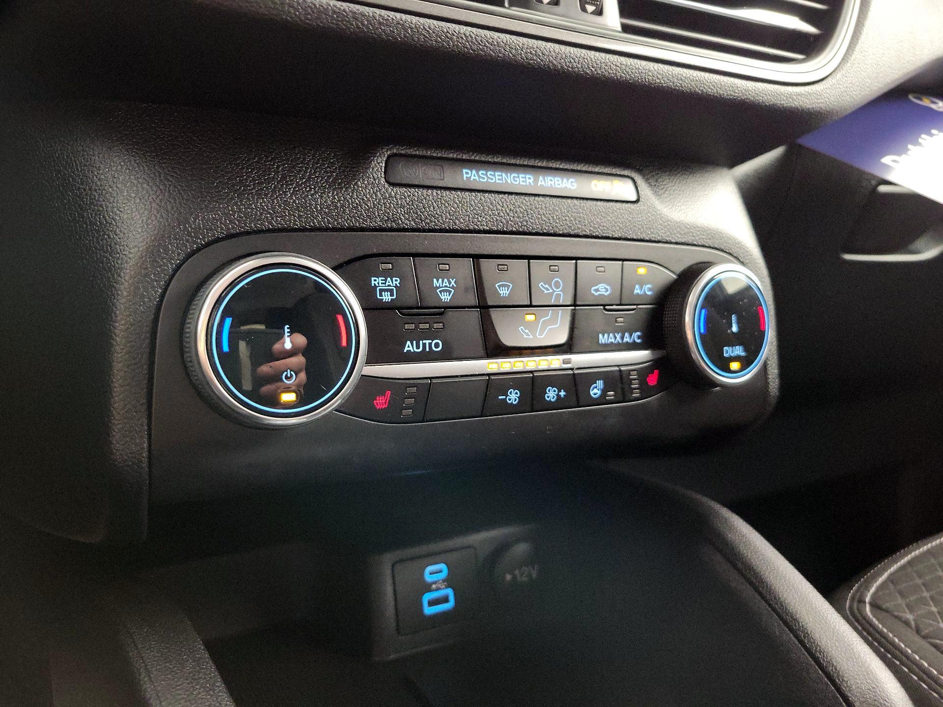 Thumbnail: 2023 Ford Escape - 16