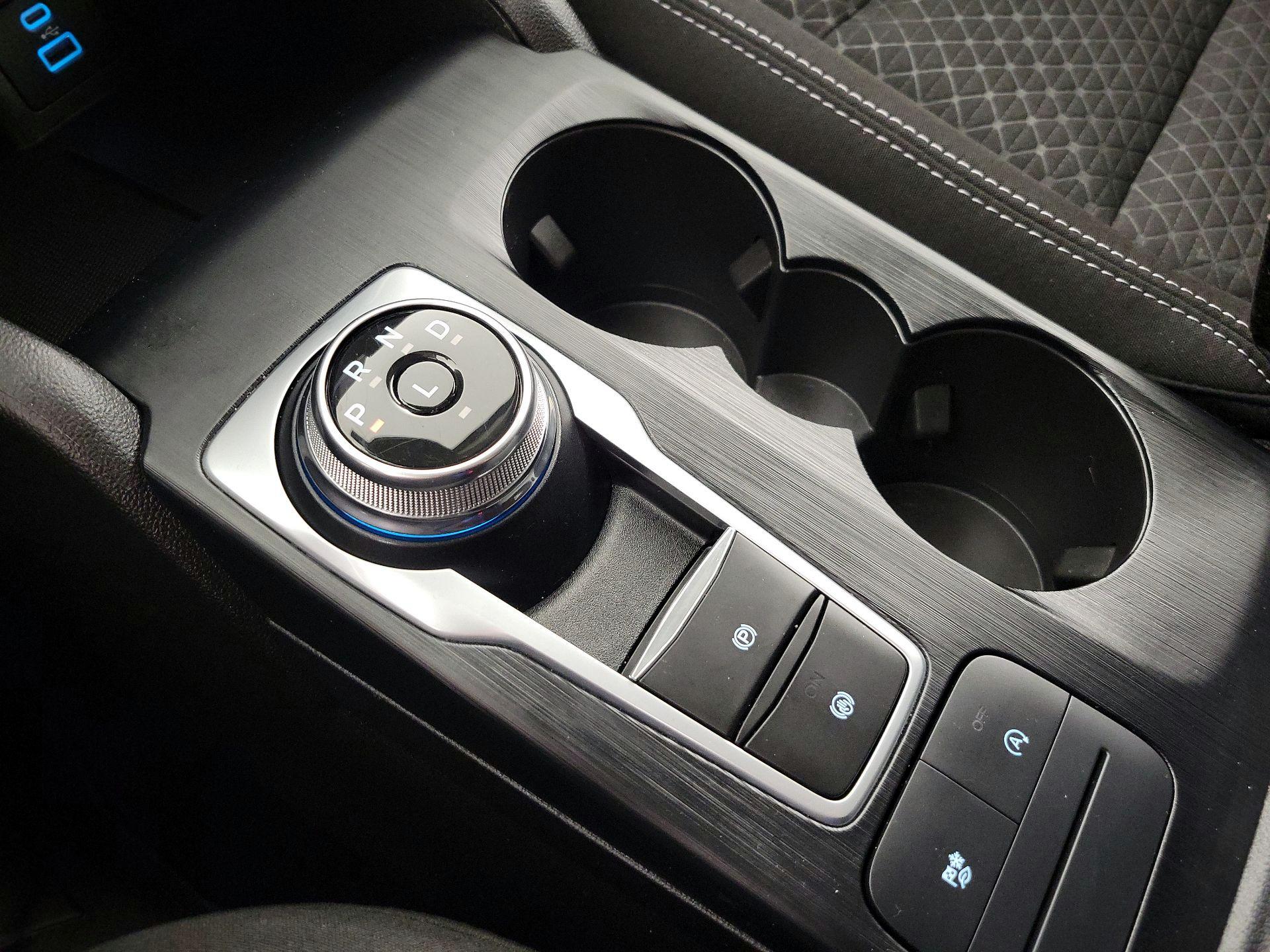 Thumbnail: 2023 Ford Escape - 17