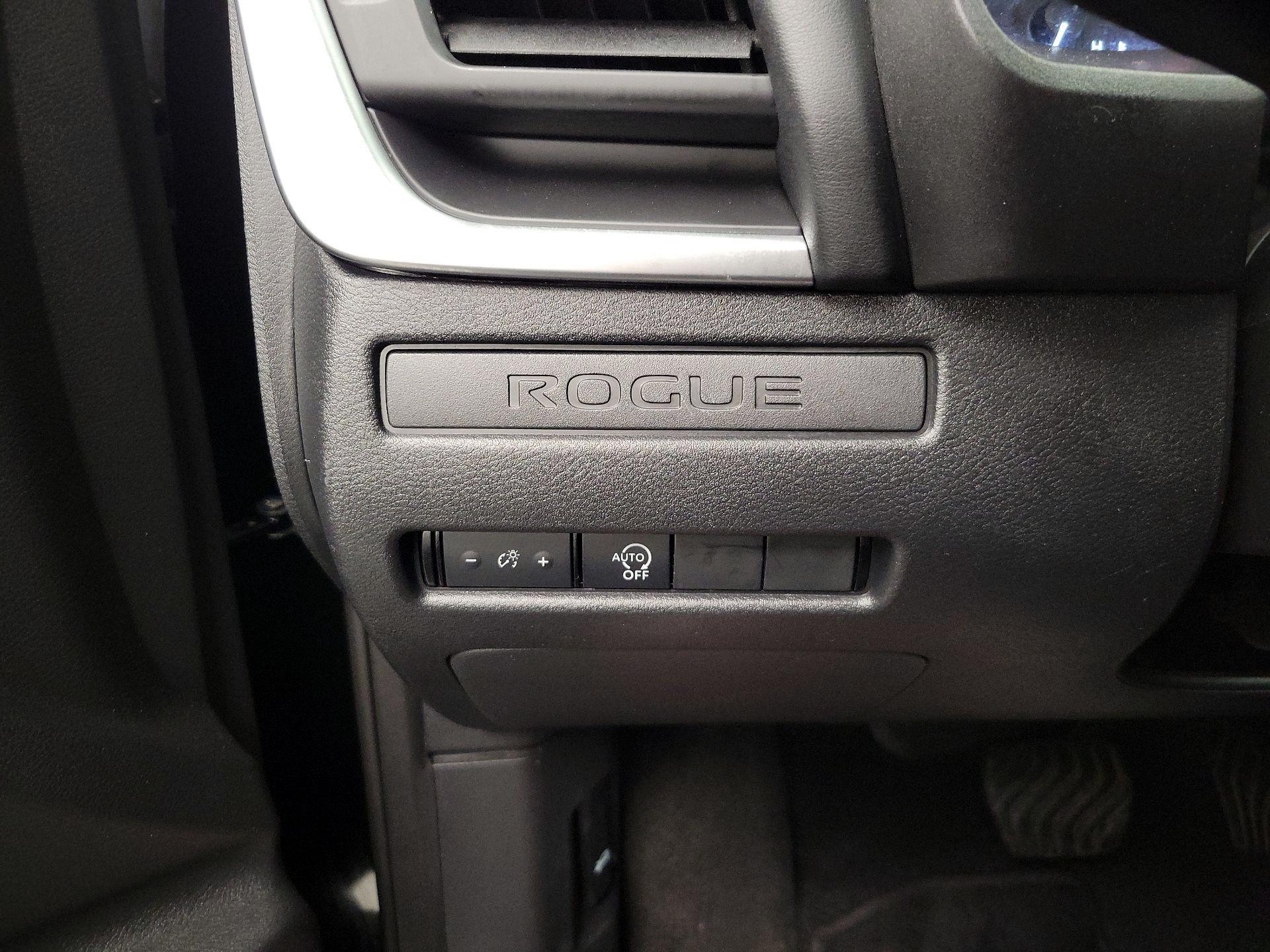 Thumbnail: 2023 Nissan Rogue - 13