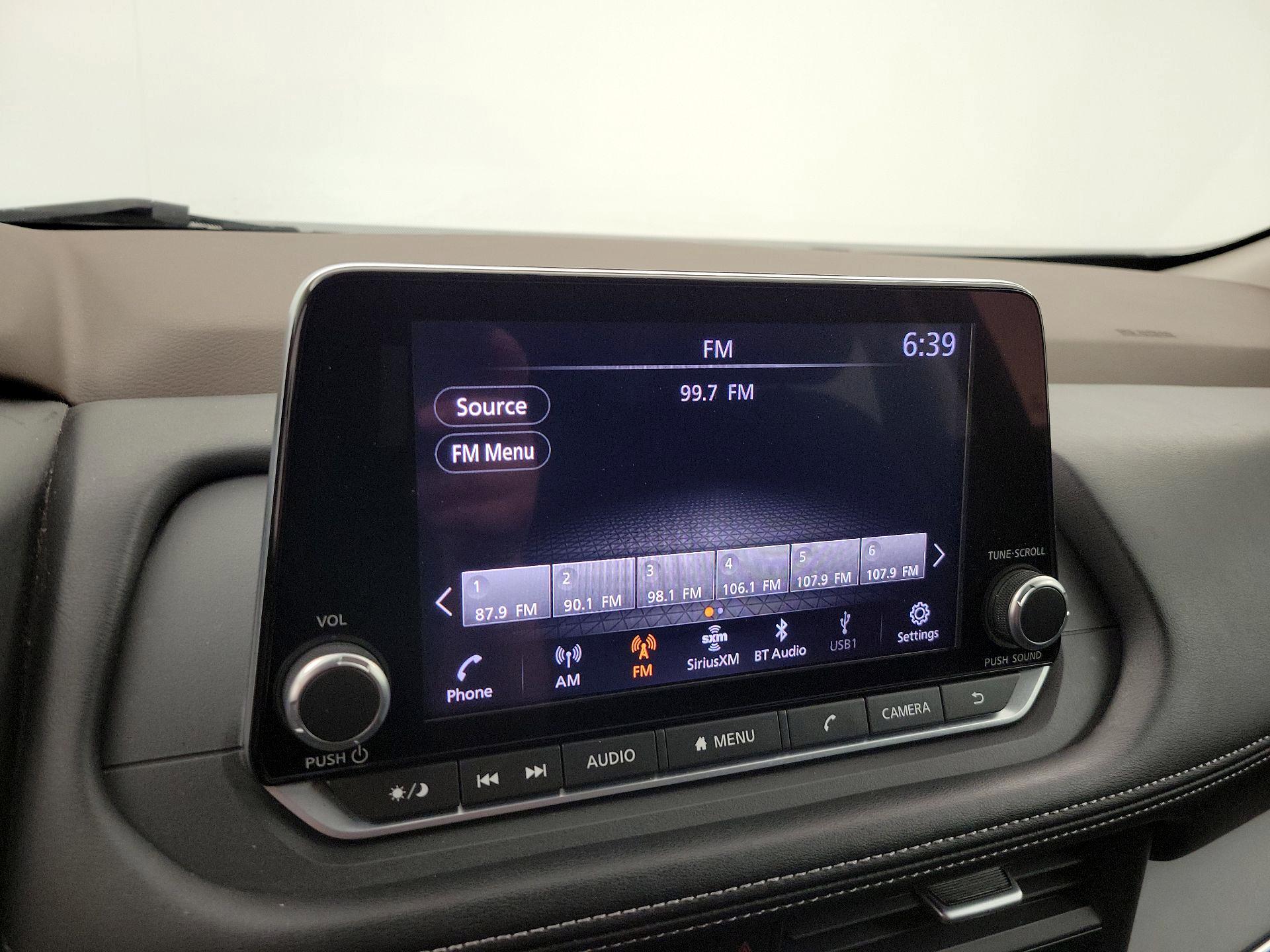 Thumbnail: 2023 Nissan Rogue - 15