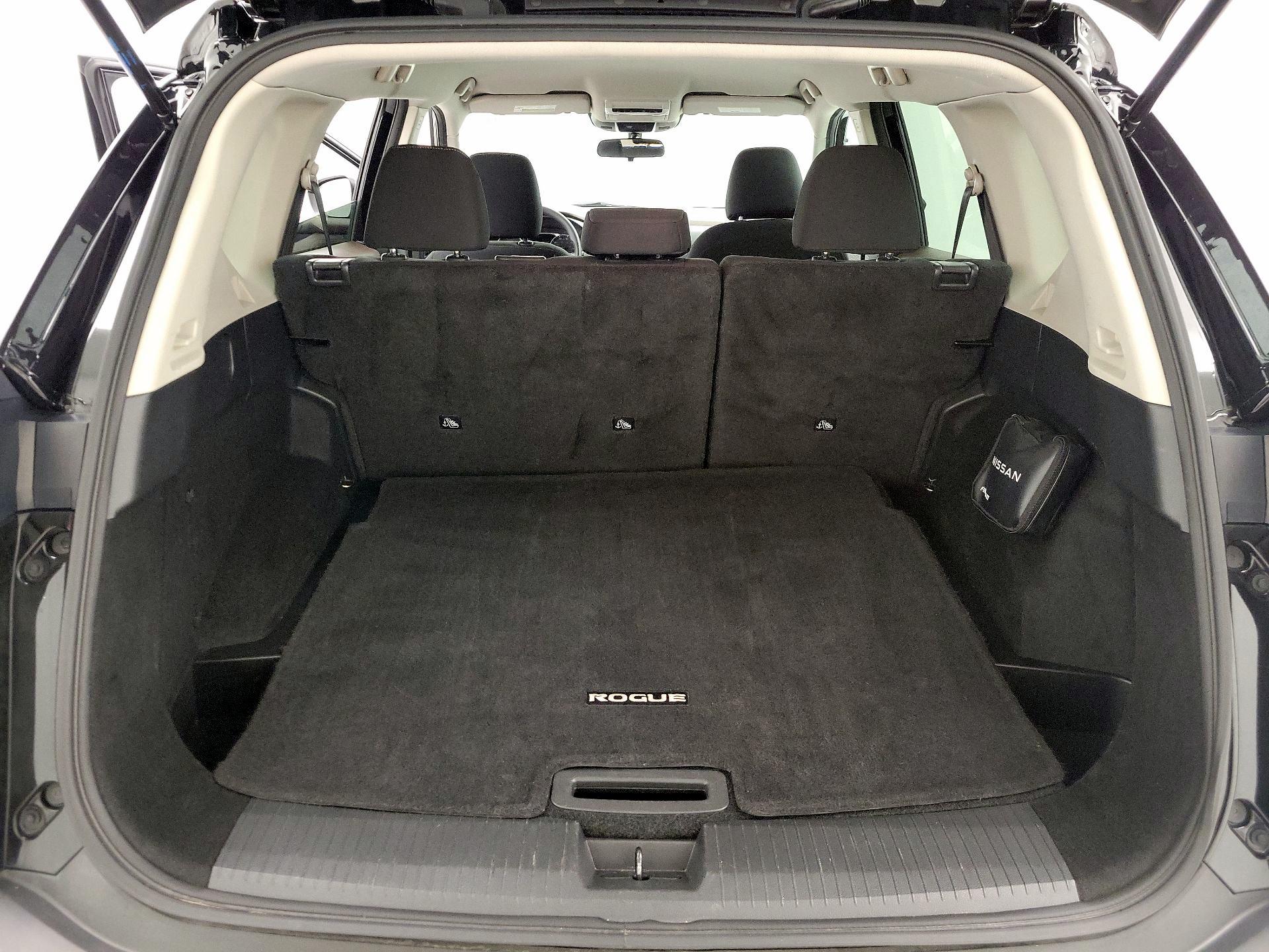 Thumbnail: 2023 Nissan Rogue - 20