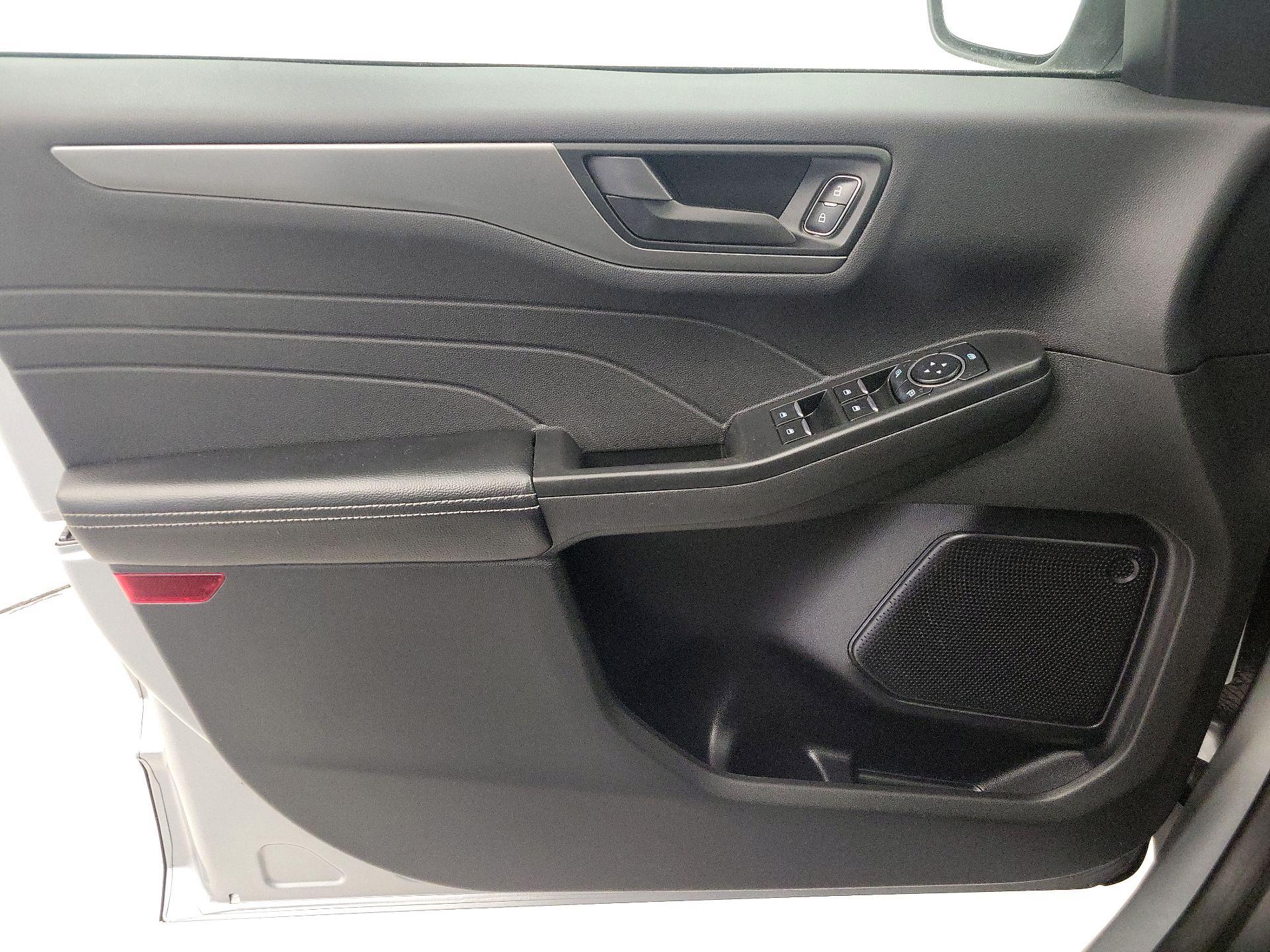 Thumbnail: 2023 Ford Escape - 12