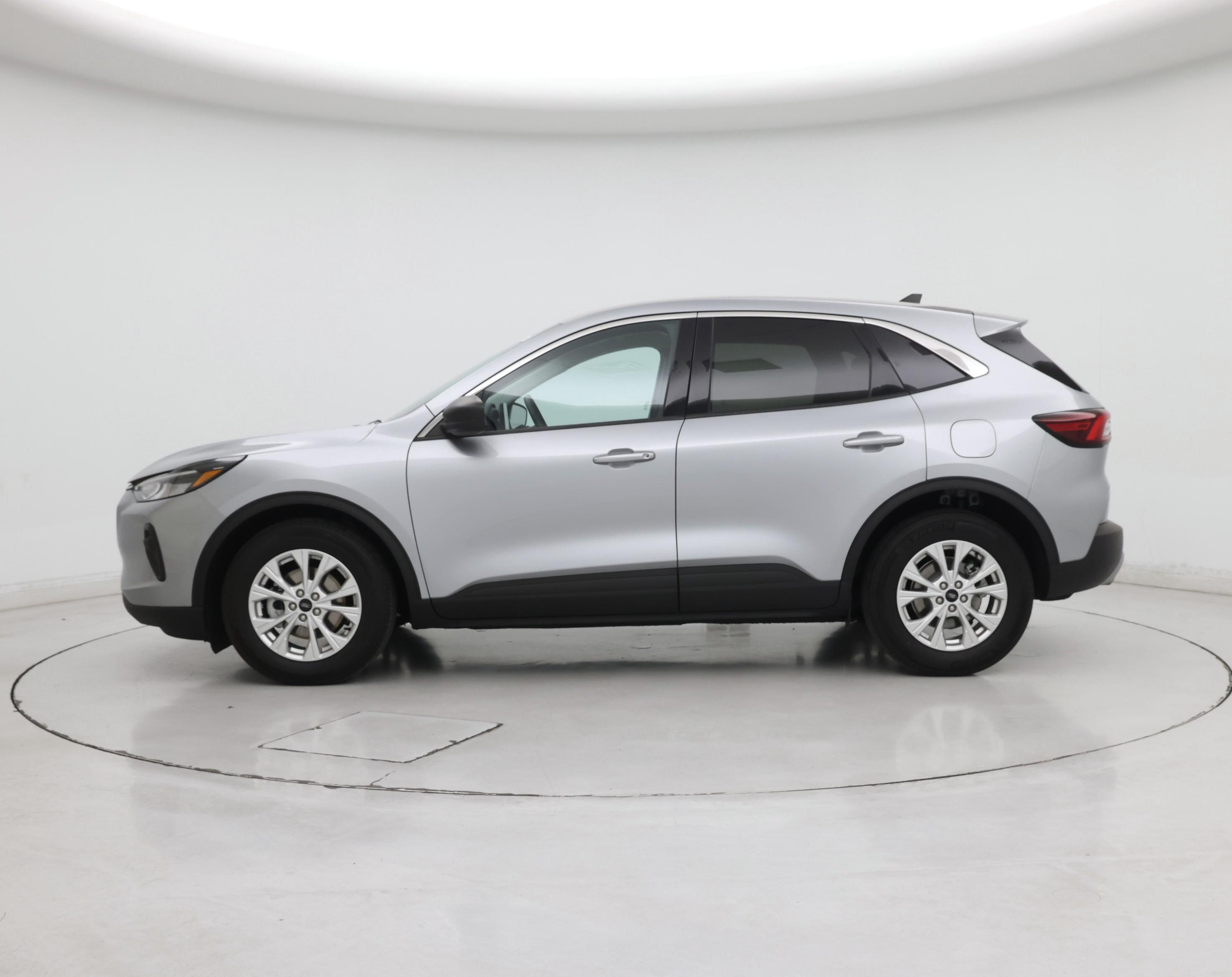 Thumbnail: 2023 Ford Escape - 3