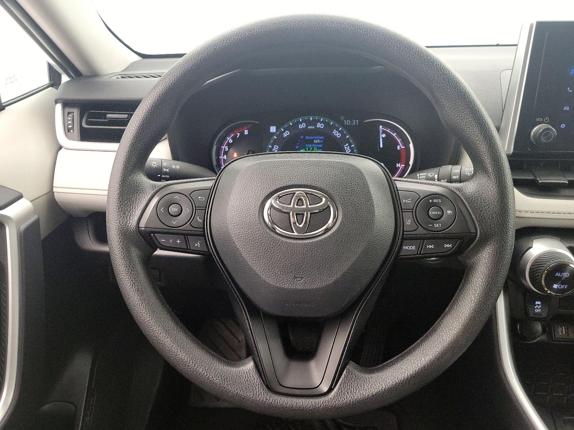 Thumbnail: 2024 Toyota RAV4 - 10