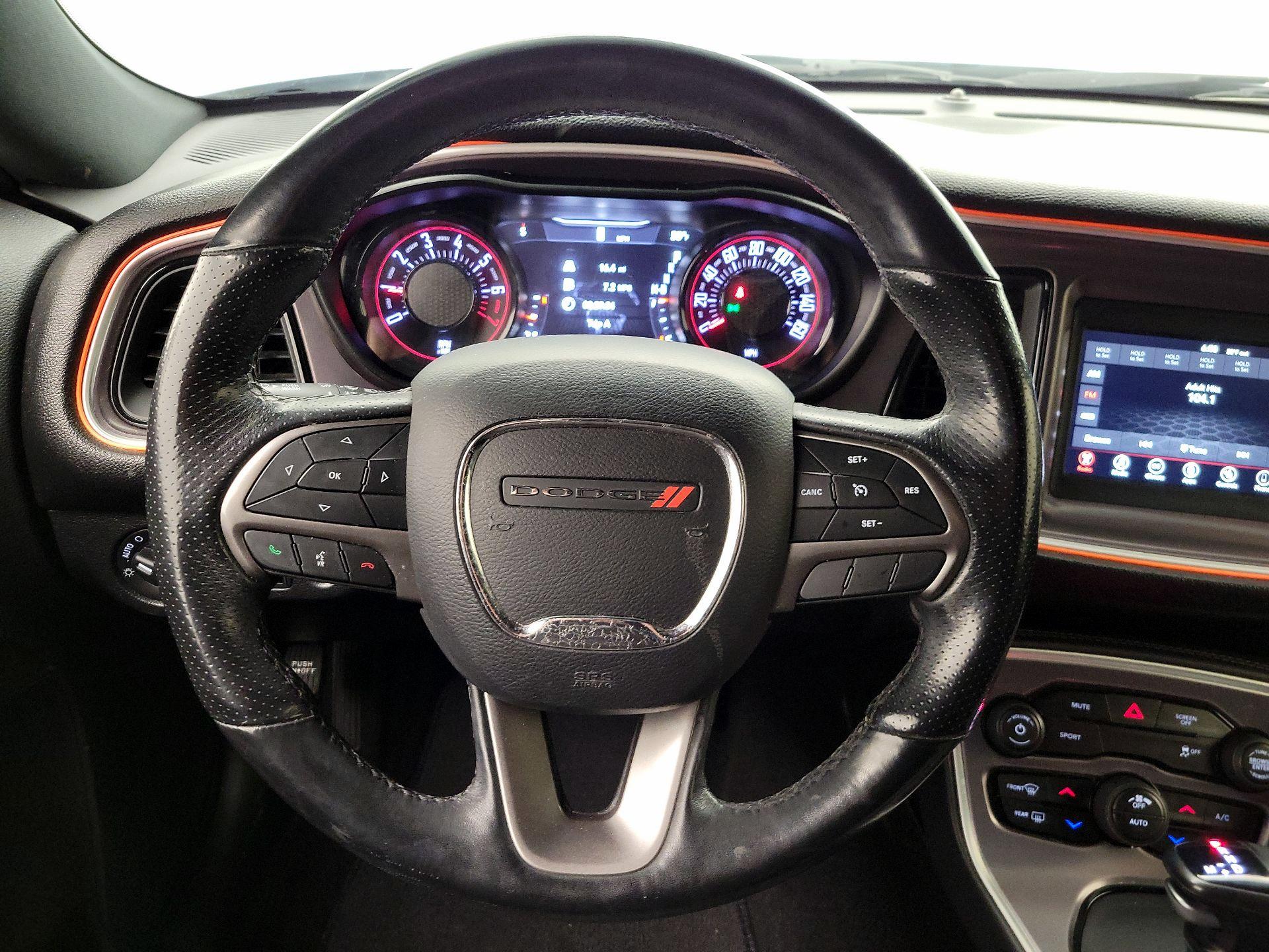 Thumbnail: 2019 Dodge Challenger - 10