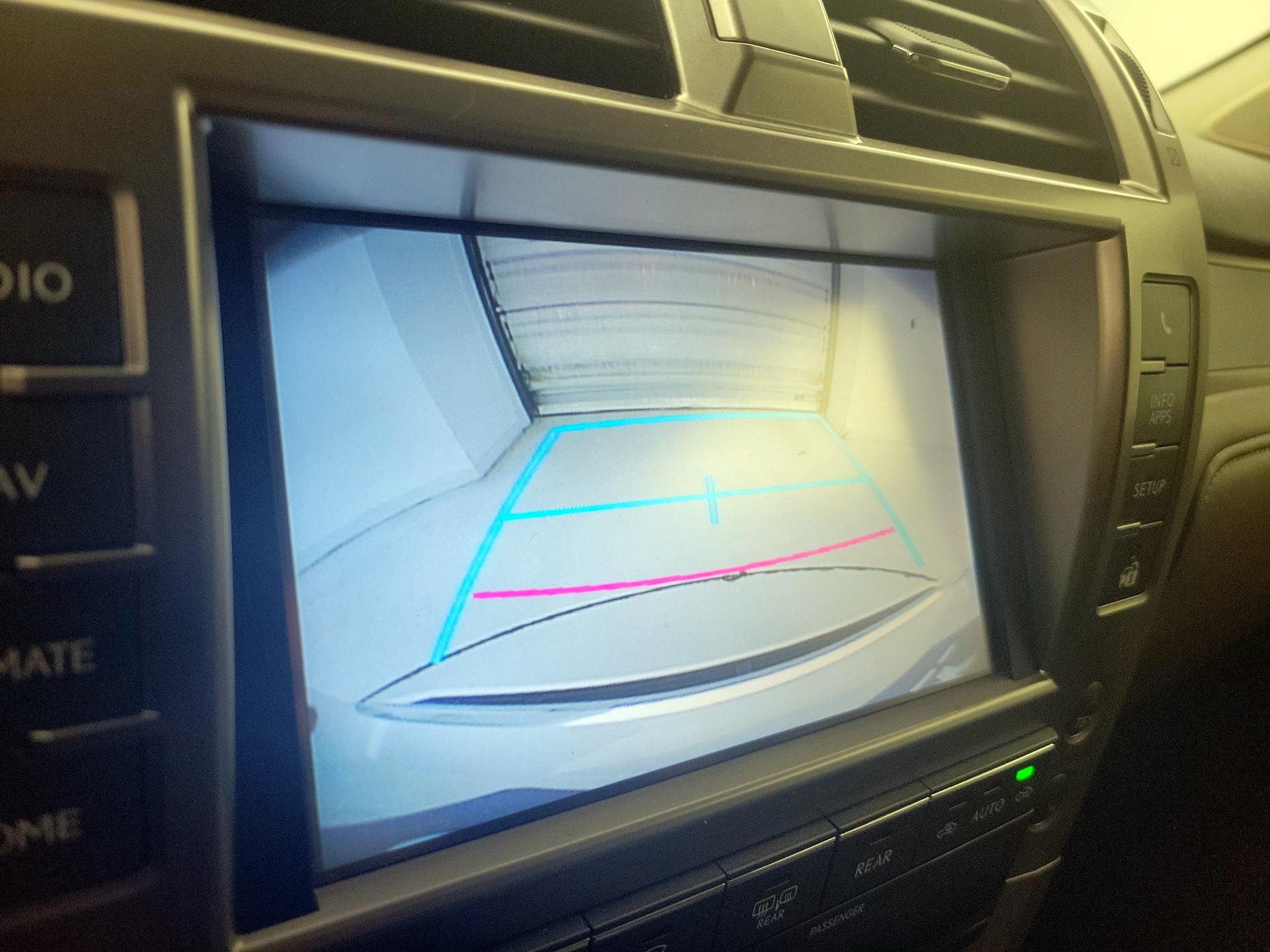 Thumbnail: 2016 Lexus GX - 15