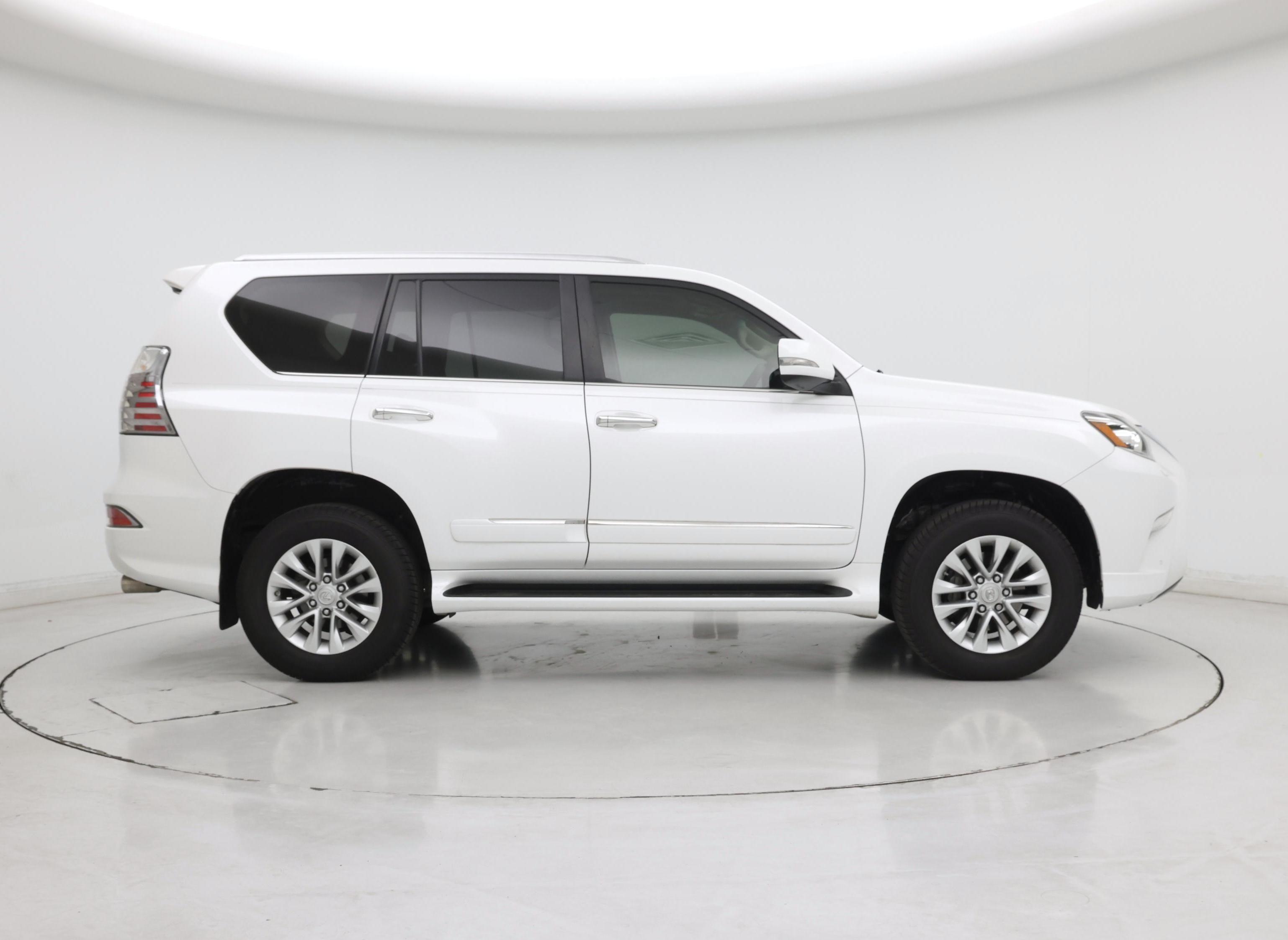 Thumbnail: 2016 Lexus GX - 7
