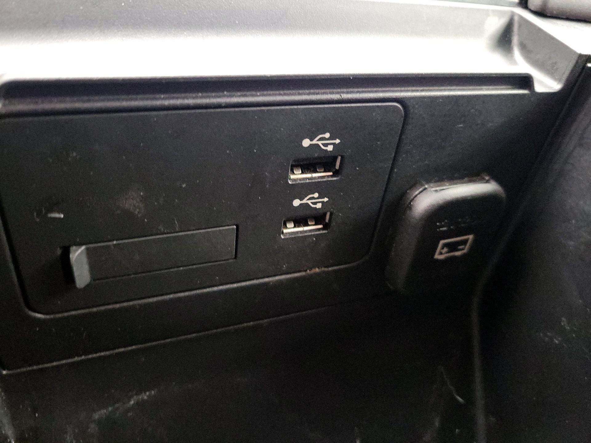 Thumbnail: 2023 Mazda Mazda3 - 18