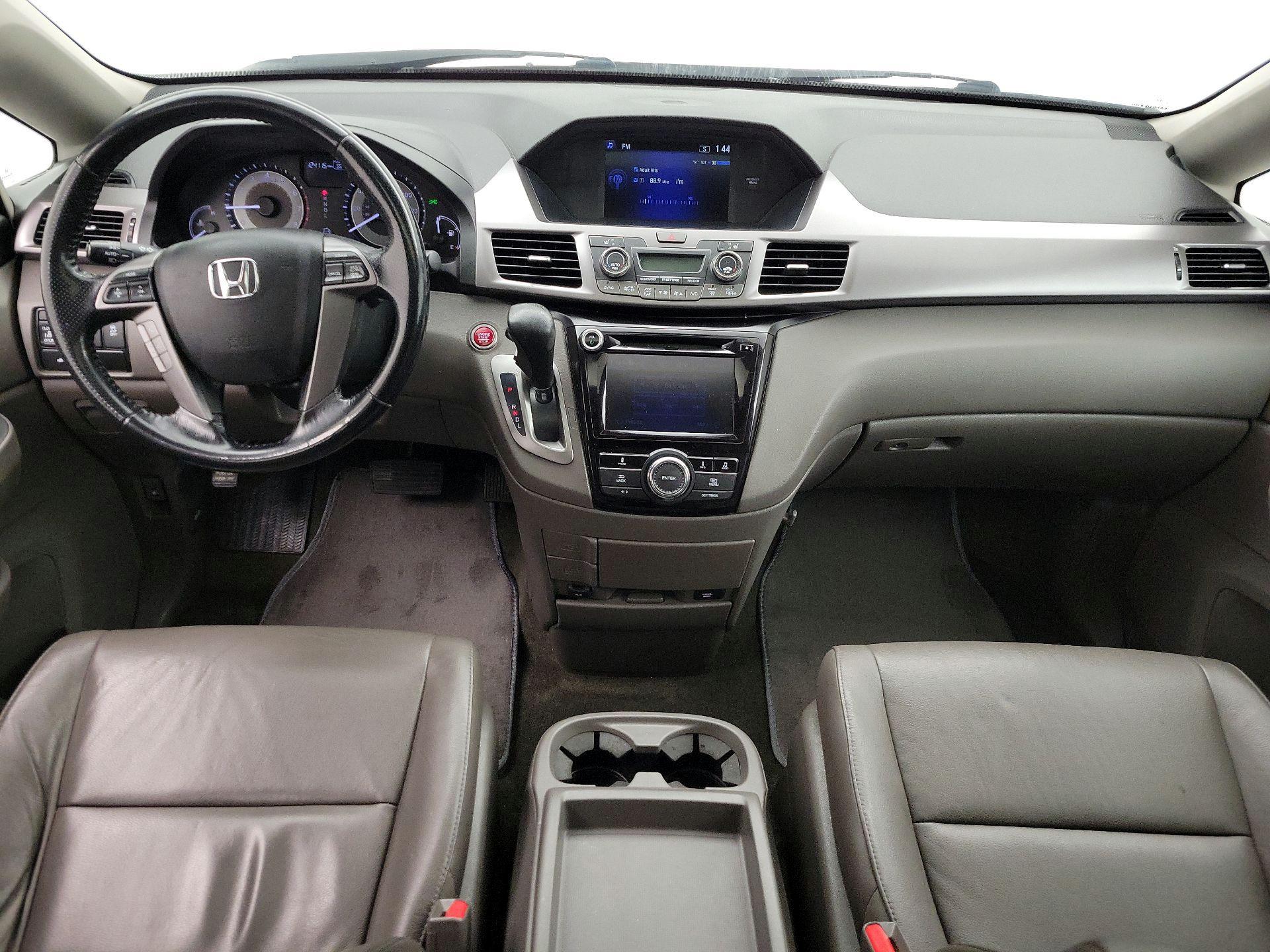 Thumbnail: 2015 Honda Odyssey - 9