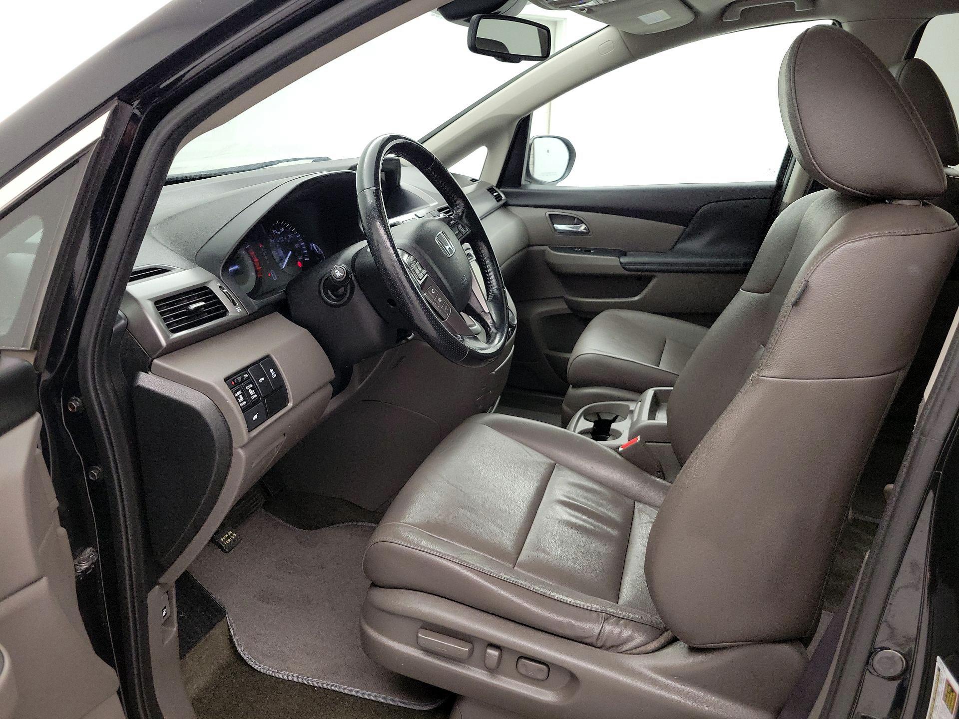 Thumbnail: 2015 Honda Odyssey - 11