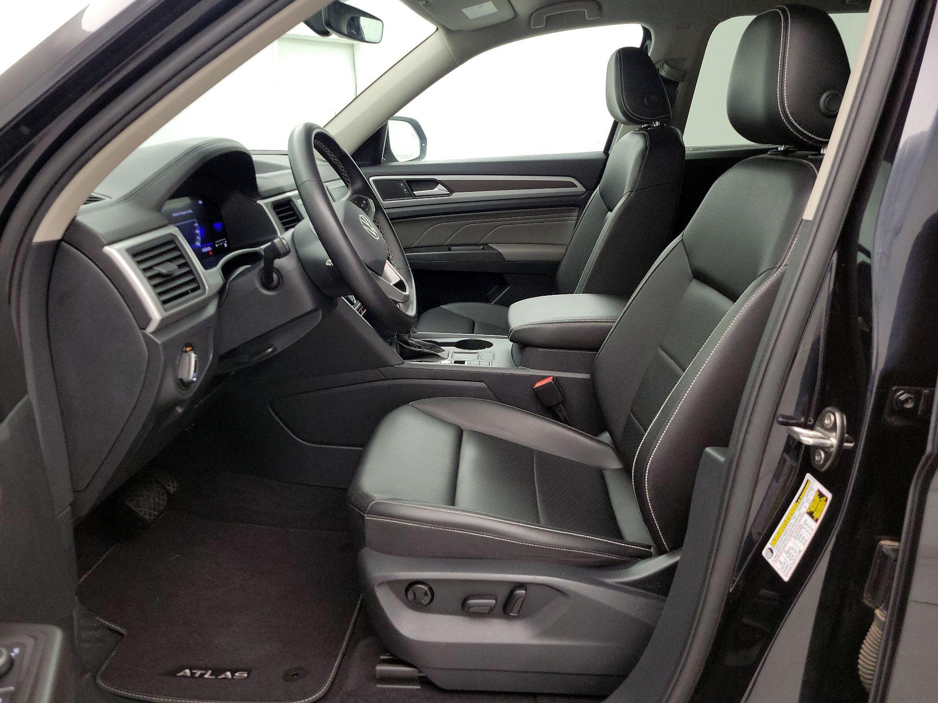 Thumbnail: 2023 Volkswagen Atlas - 11