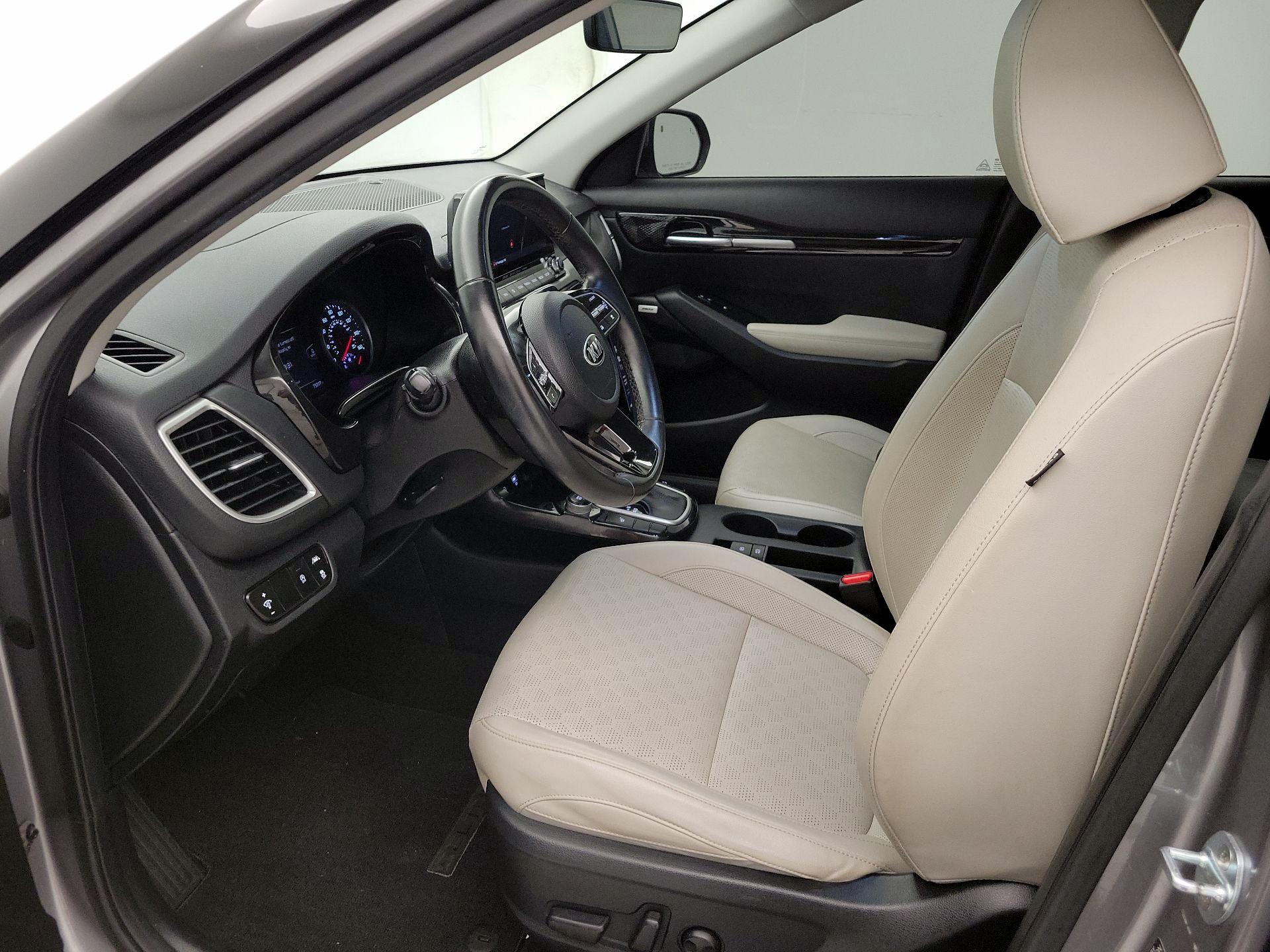 Thumbnail: 2021 Kia Seltos - 11