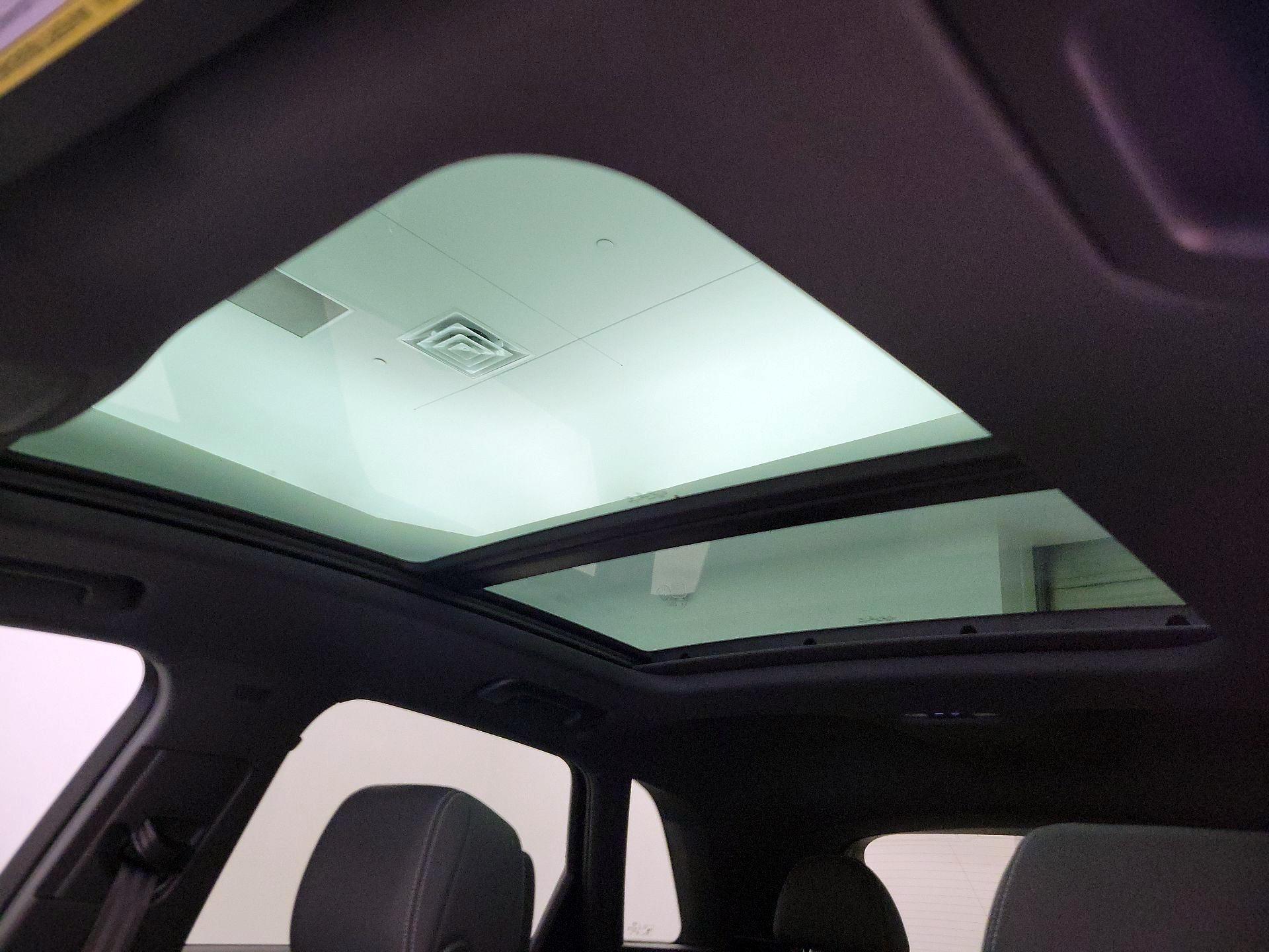 Thumbnail: 2021 Audi Q3 - 19