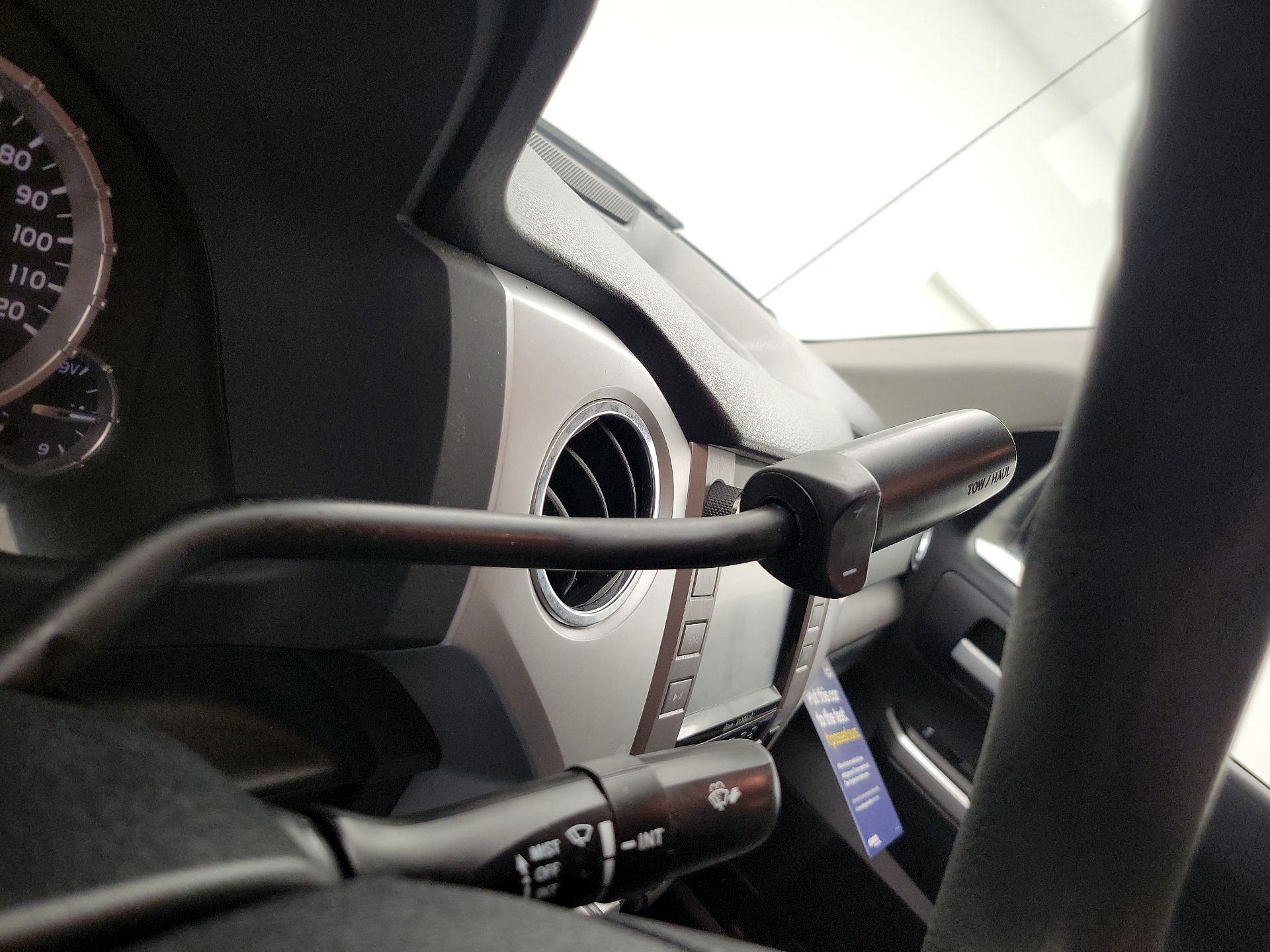 Thumbnail: 2014 Toyota Tundra - 17