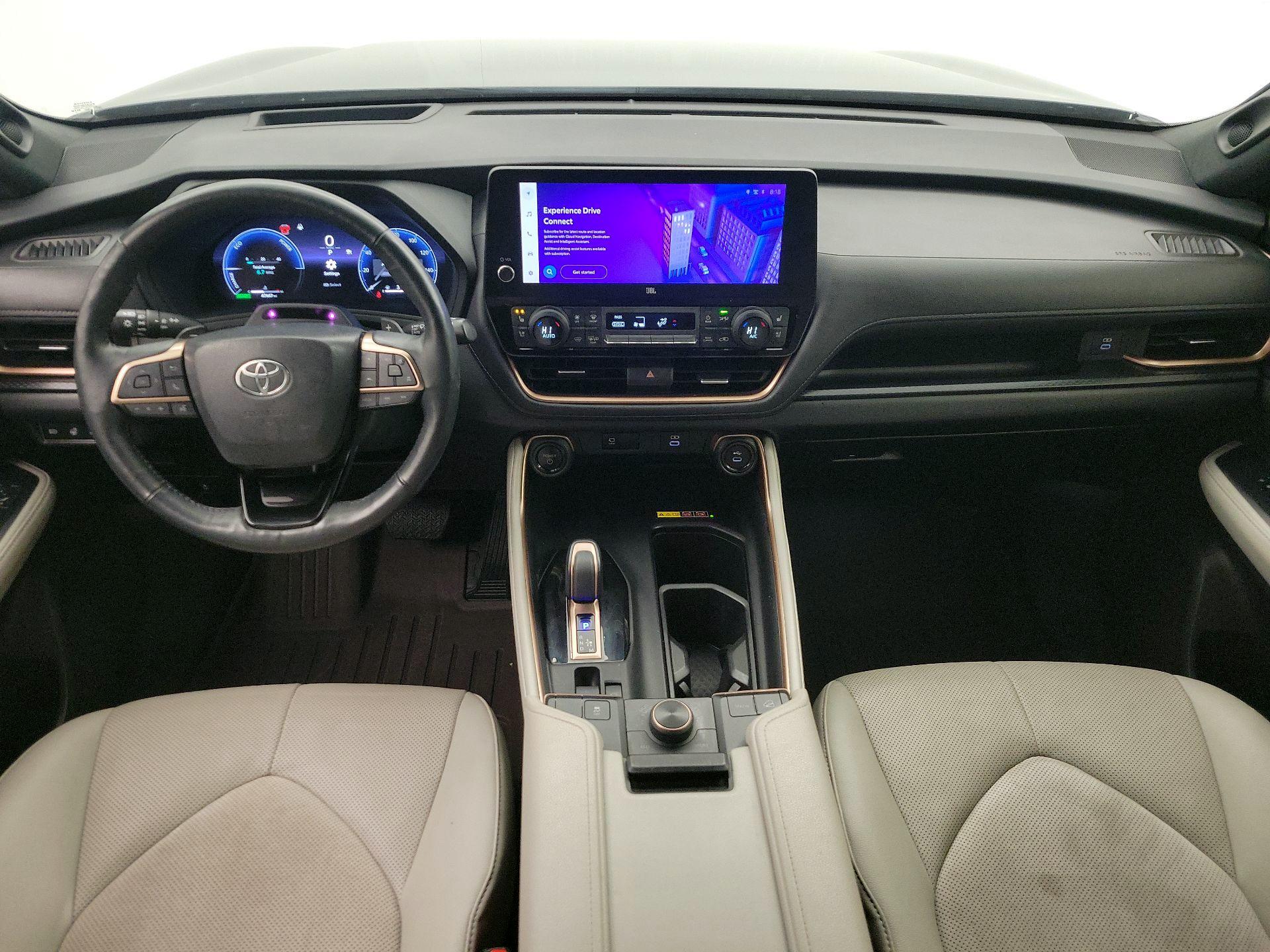 Thumbnail: 2024 Toyota Highlander - 9