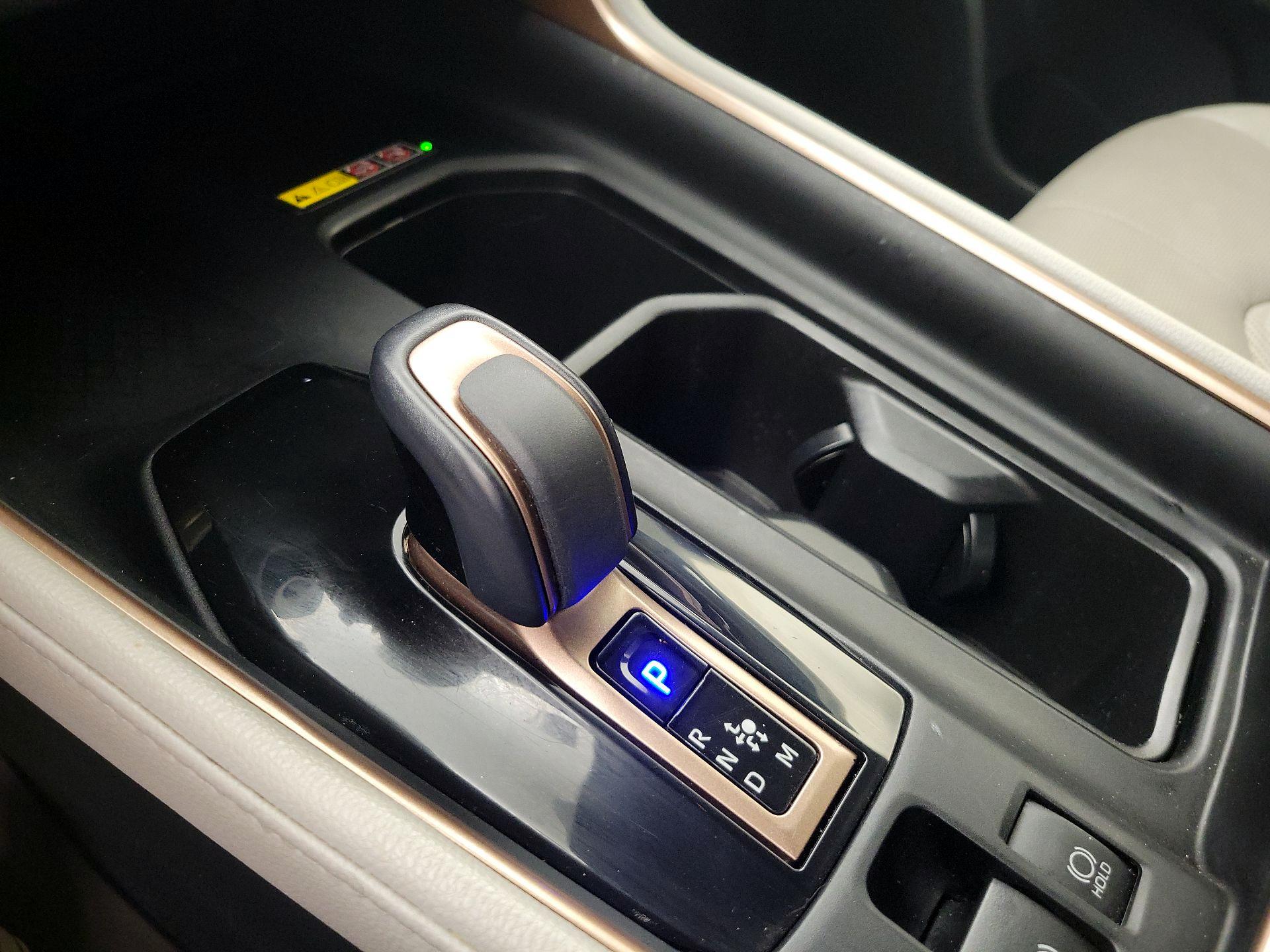 Thumbnail: 2024 Toyota Highlander - 17