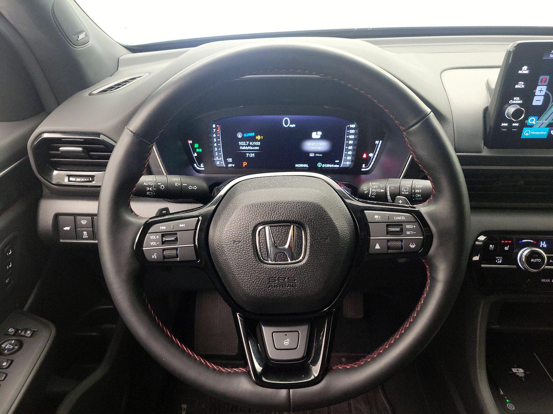 Thumbnail: 2025 Honda Pilot - 10