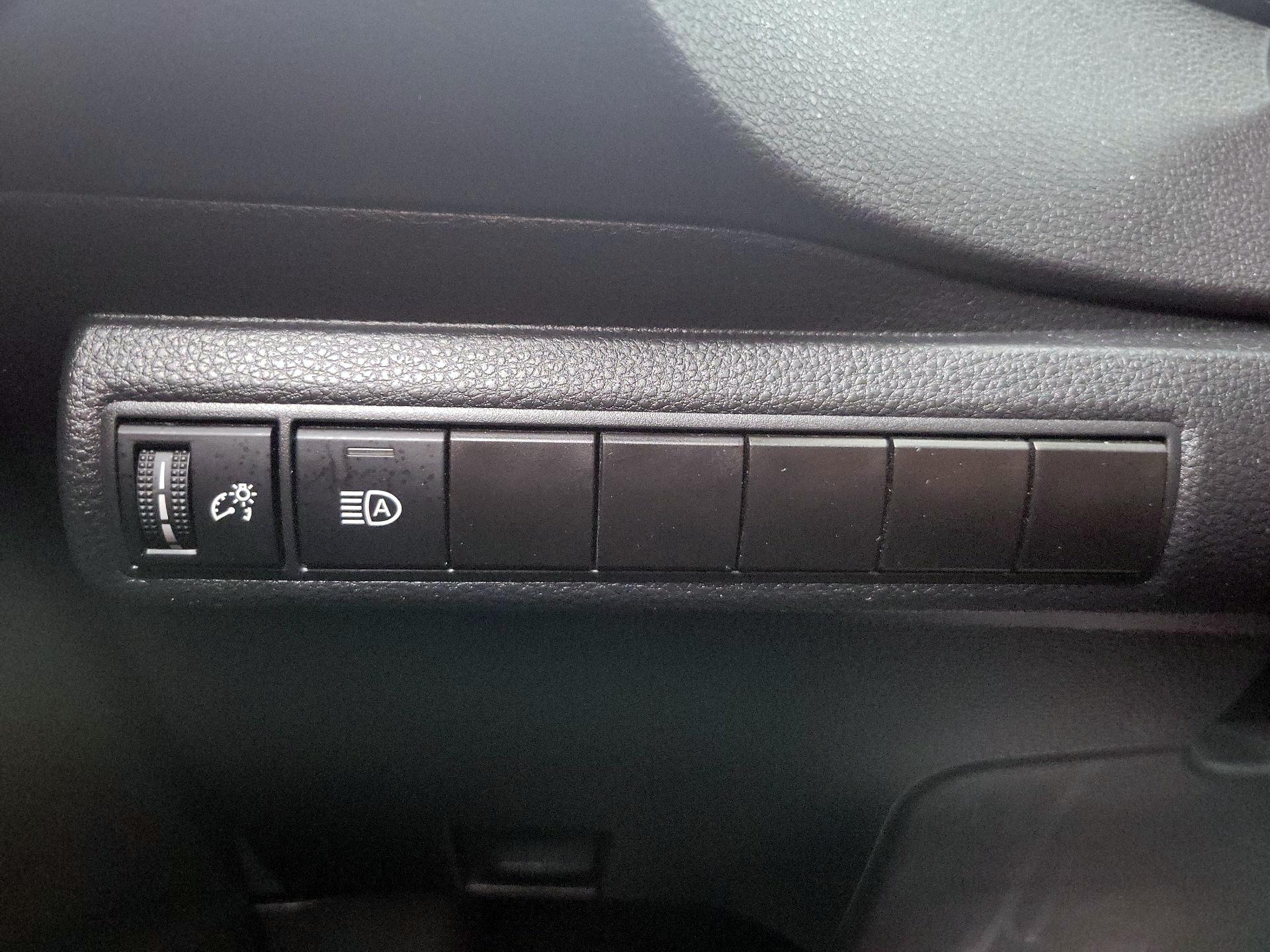 Thumbnail: 2024 Toyota Corolla - 13