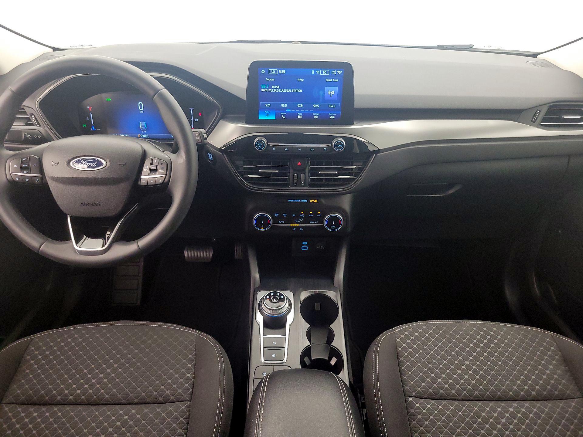 Thumbnail: 2023 Ford Escape - 9