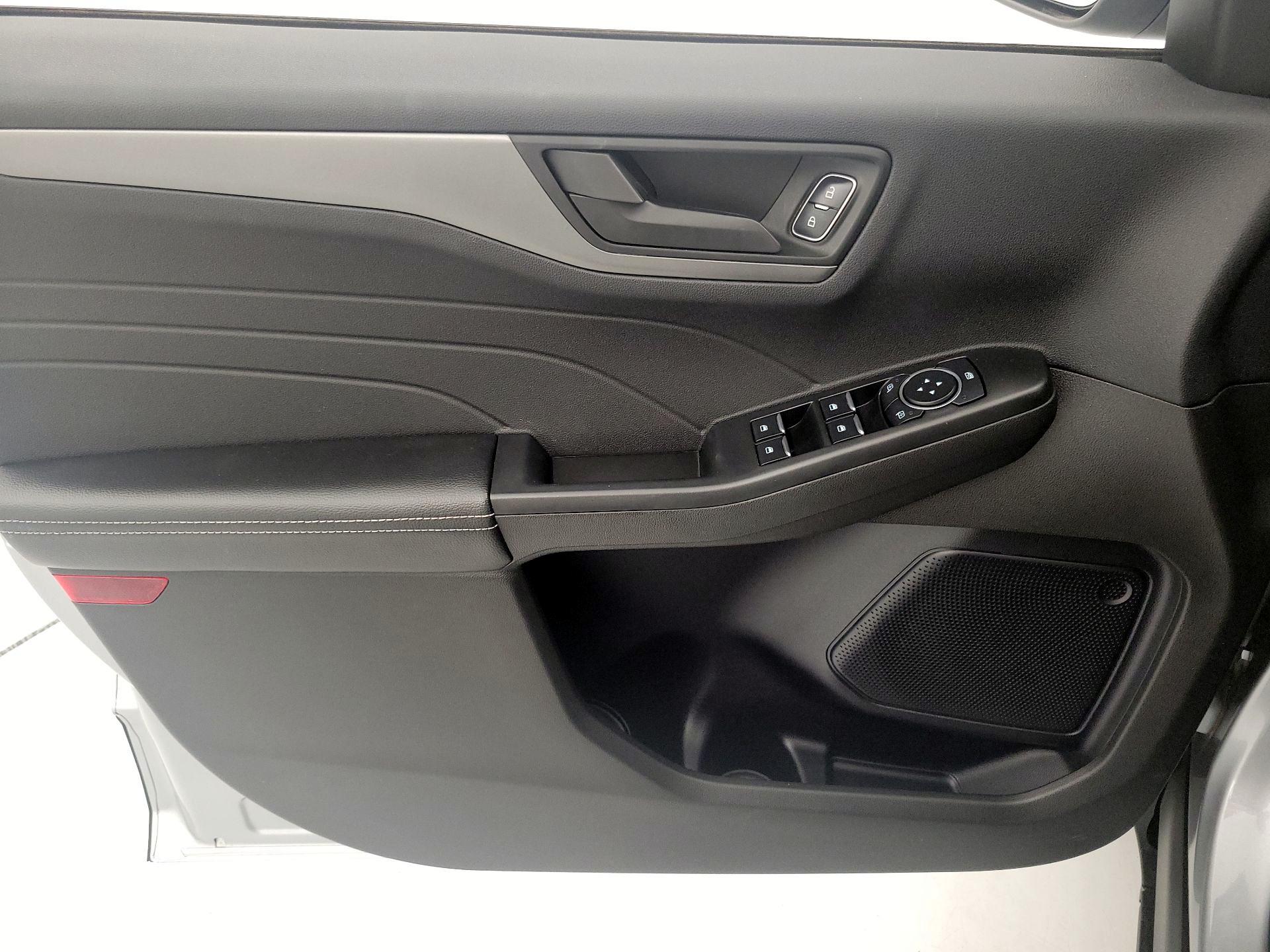 Thumbnail: 2023 Ford Escape - 12