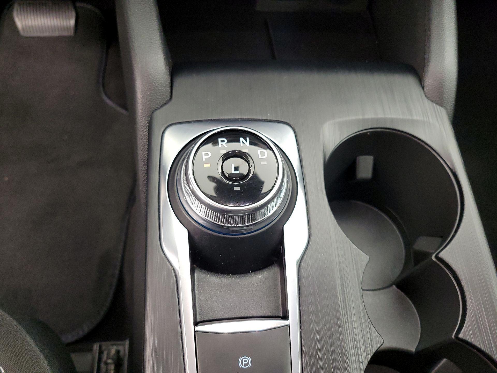 Thumbnail: 2023 Ford Escape - 17