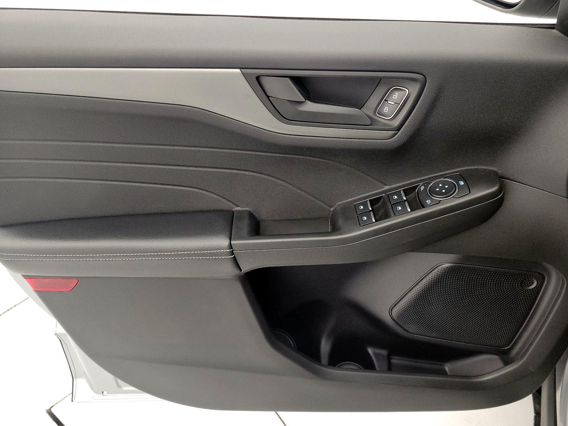 Thumbnail: 2023 Ford Escape - 12