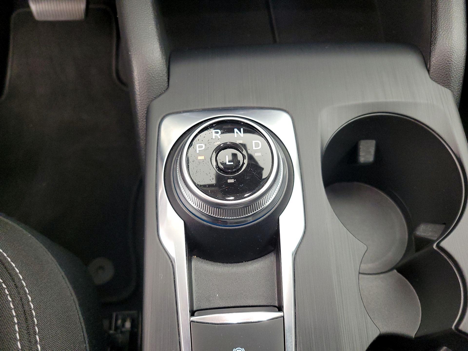 Thumbnail: 2023 Ford Escape - 17