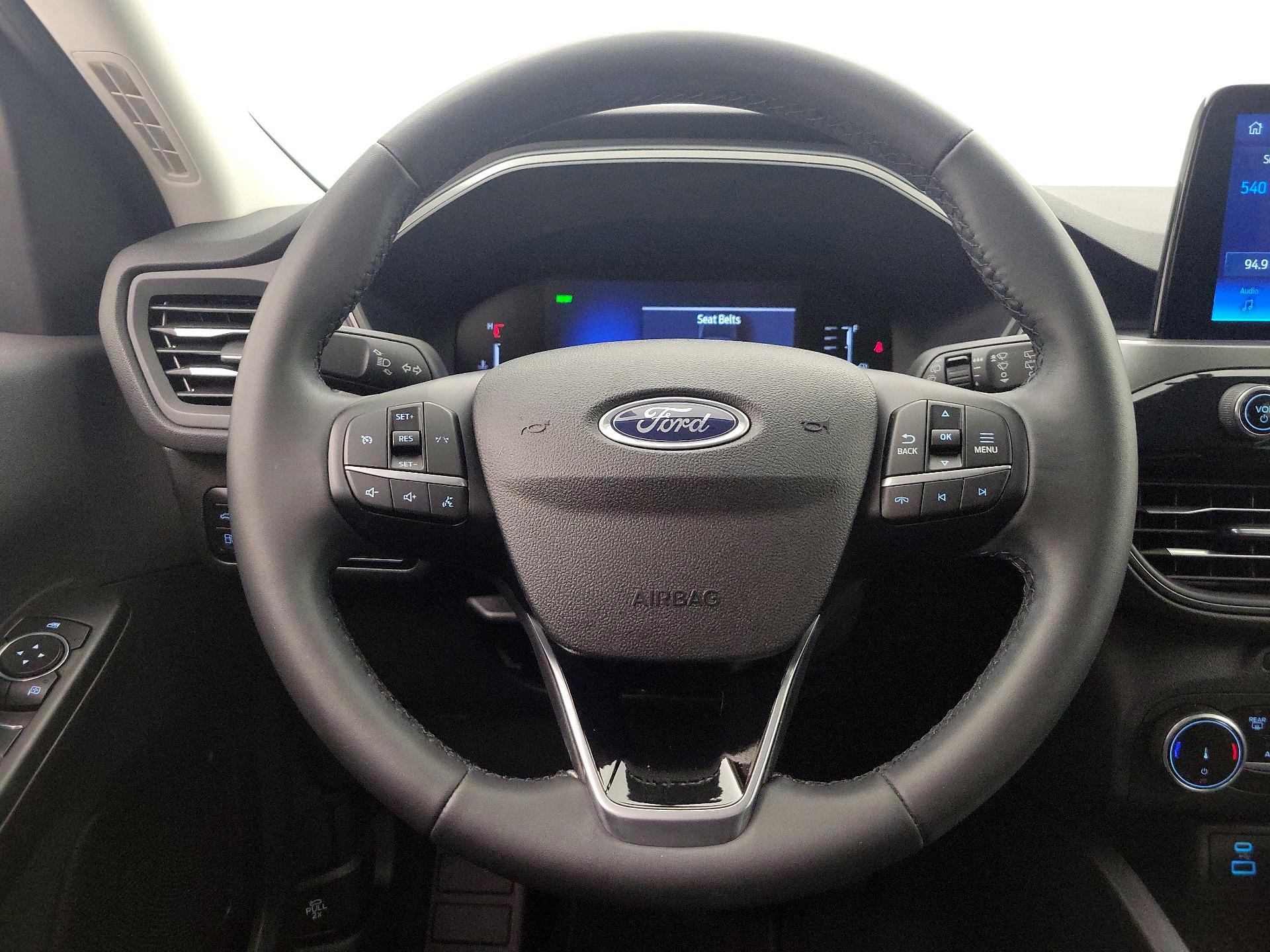 Thumbnail: 2023 Ford Escape - 10