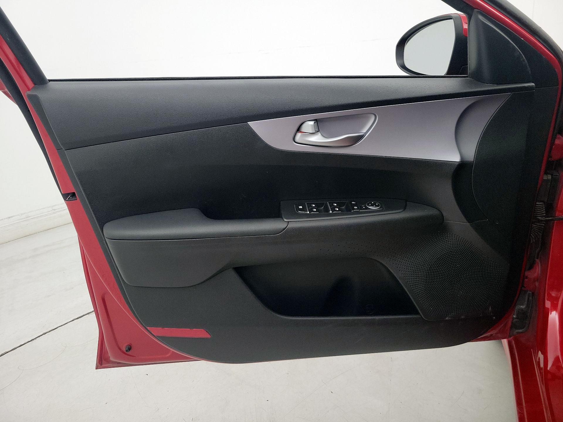 Thumbnail: 2024 Kia Forte - 12