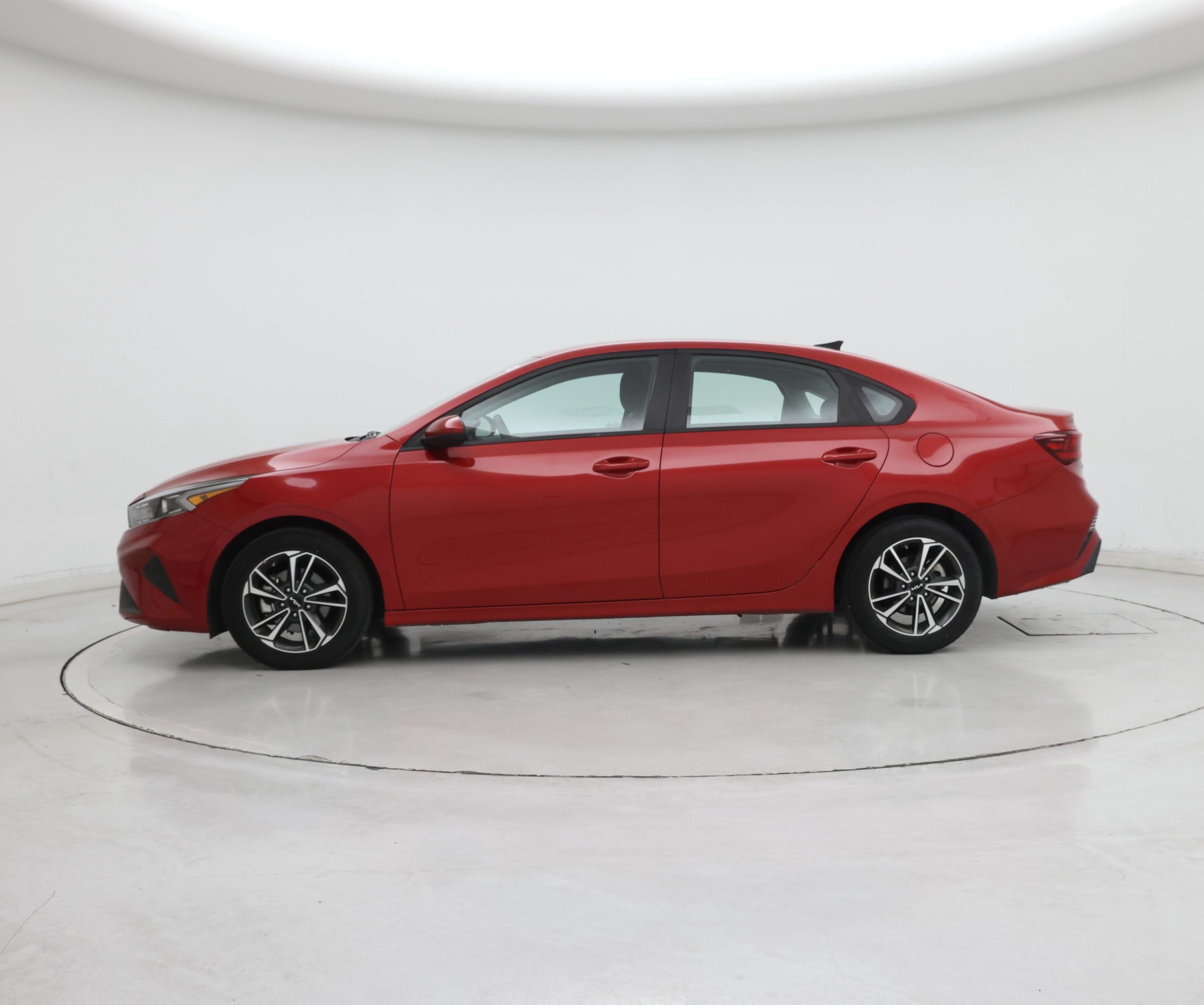 Thumbnail: 2024 Kia Forte - 3