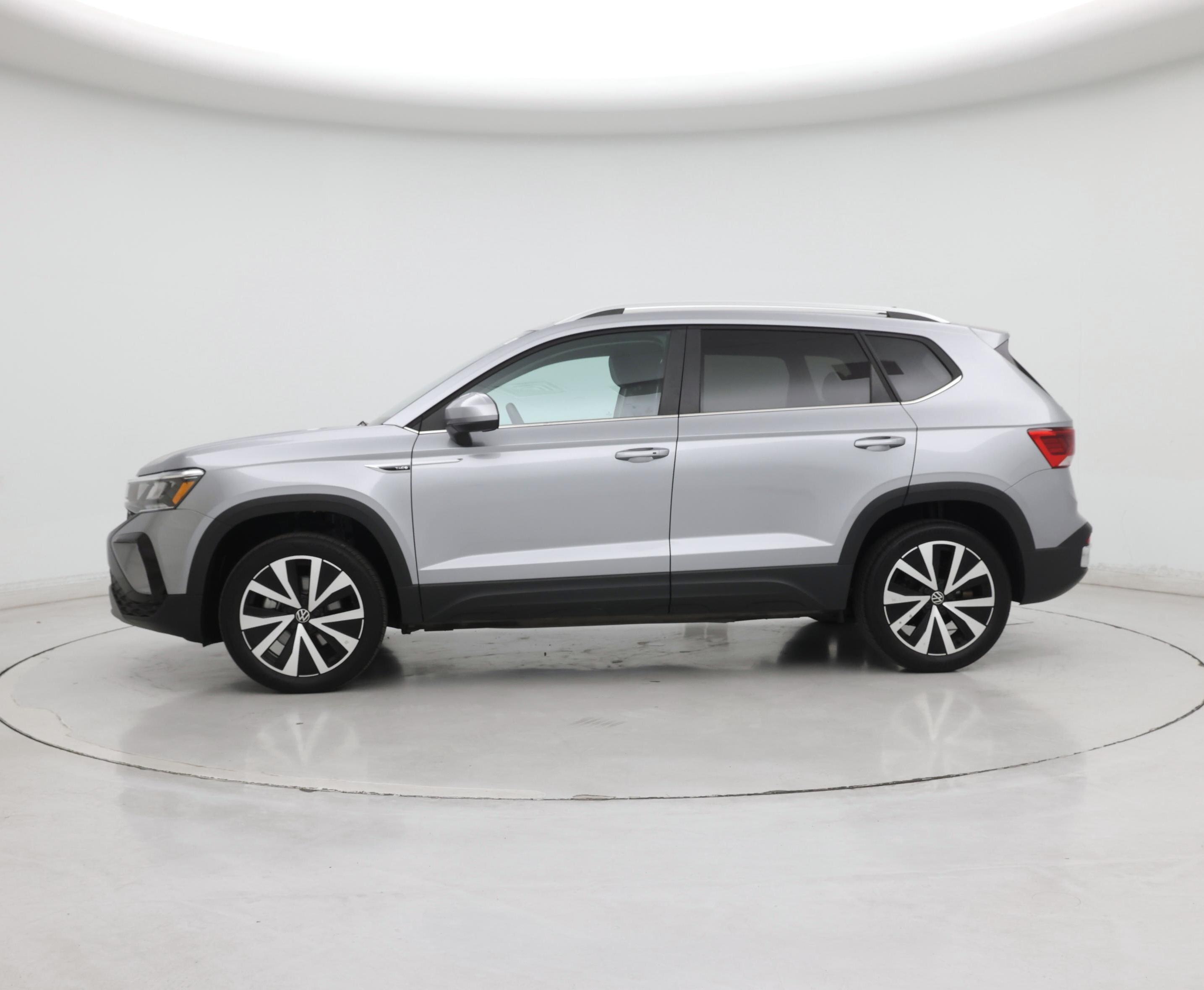 Thumbnail: 2024 Volkswagen Taos - 3